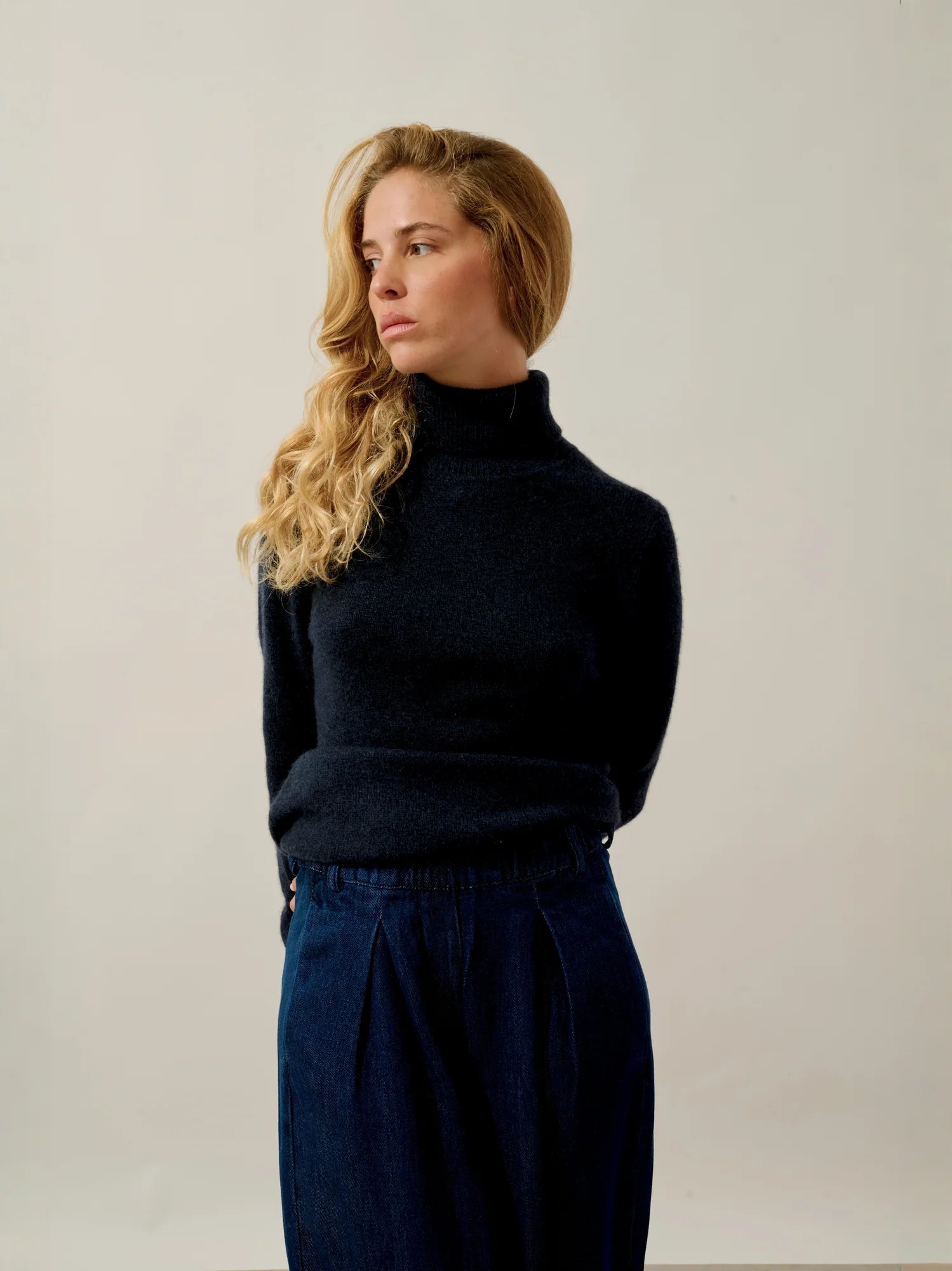 TED pull col roulé 4 fils caviar