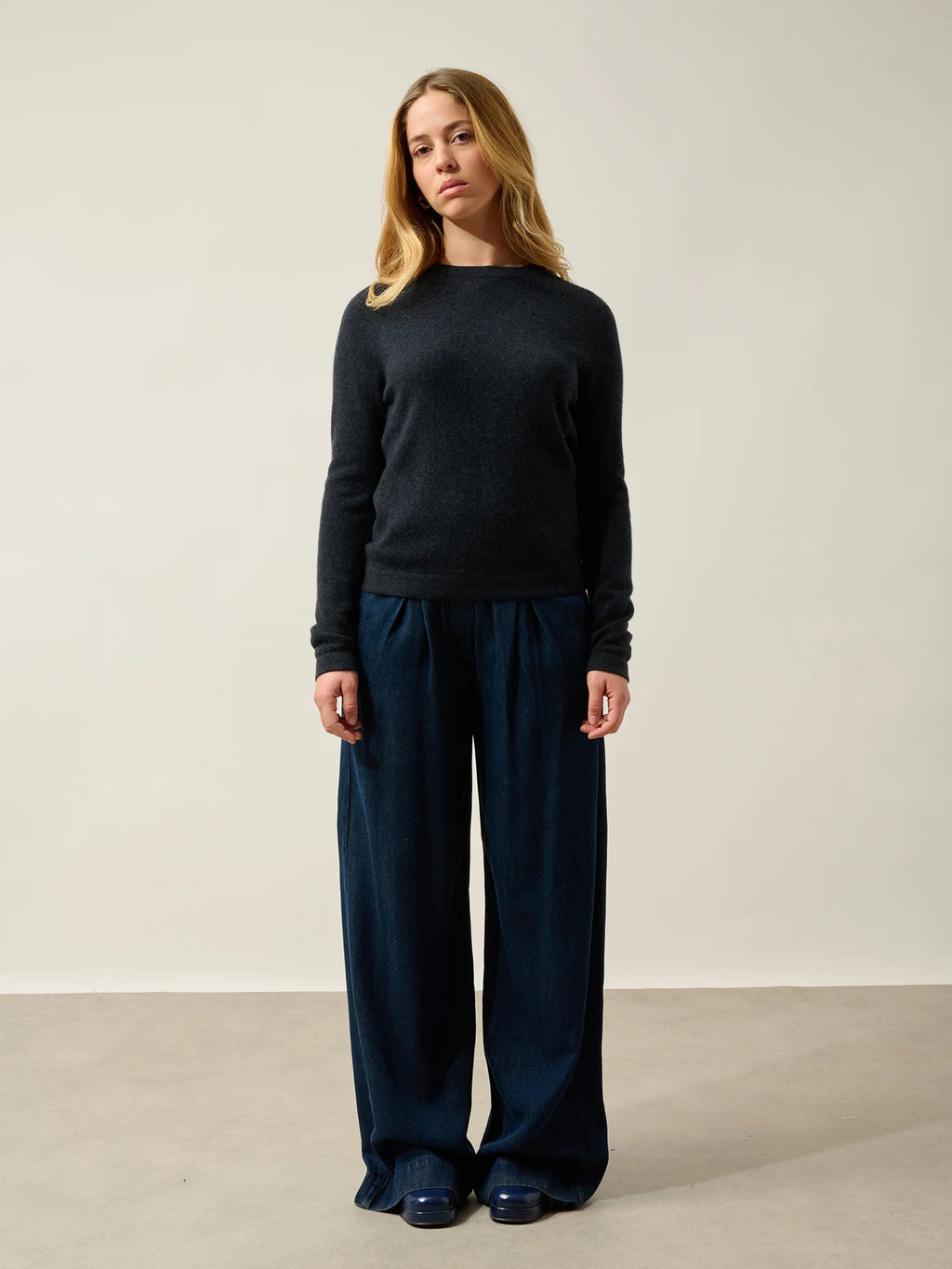 ECRIN Pullover Rundhalsausschnitt Kaviar