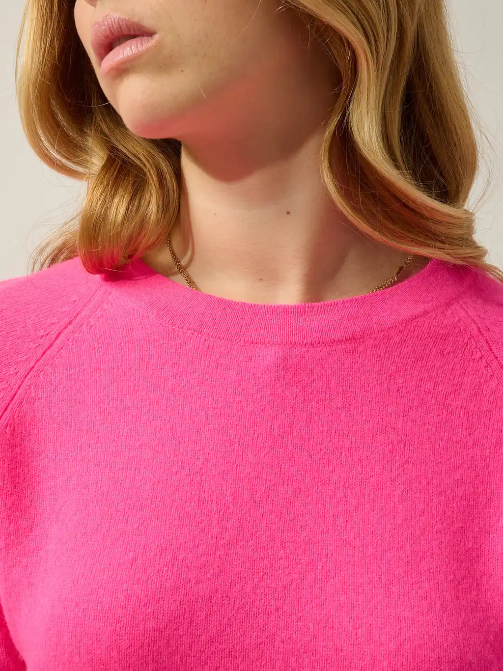ECRIN Pullover Rundhalsausschnitt Neon-Flamingorosa