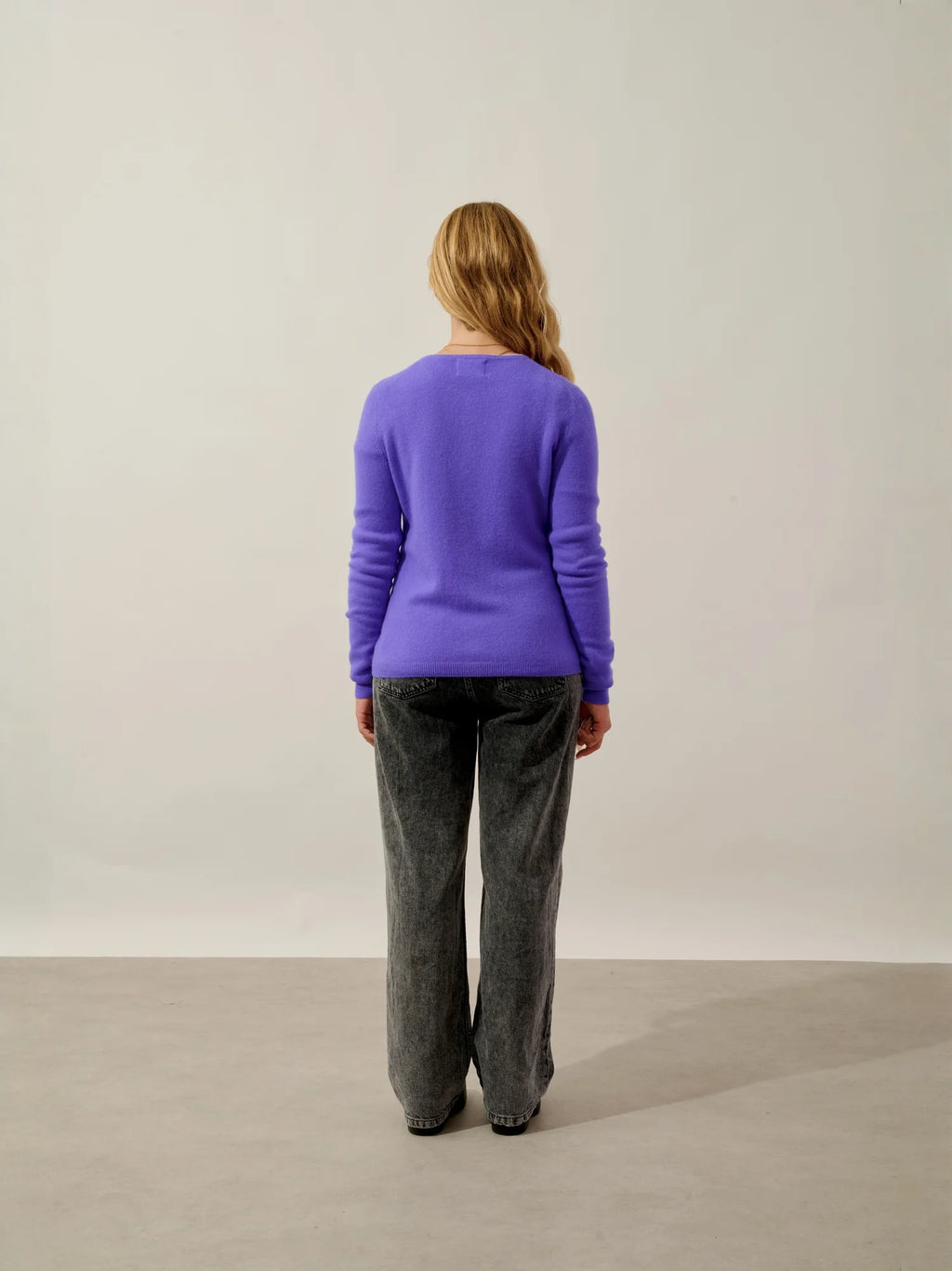 CARON Strickjacke Rundhalsausschnitt Lavendel