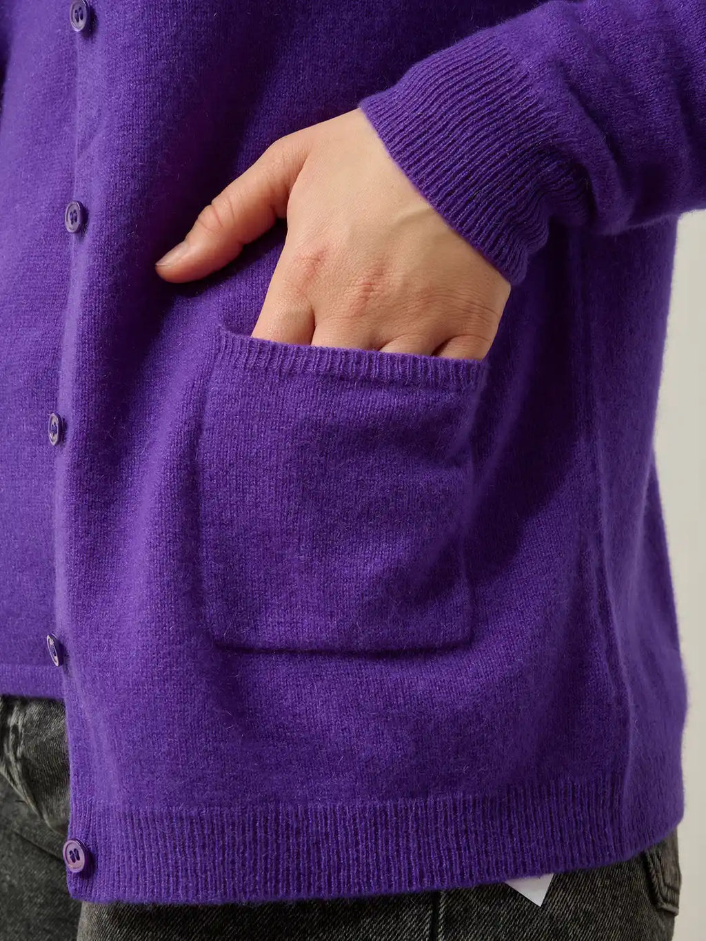 CARON Strickjacke Rundhalsausschnitt Ultraviolett
