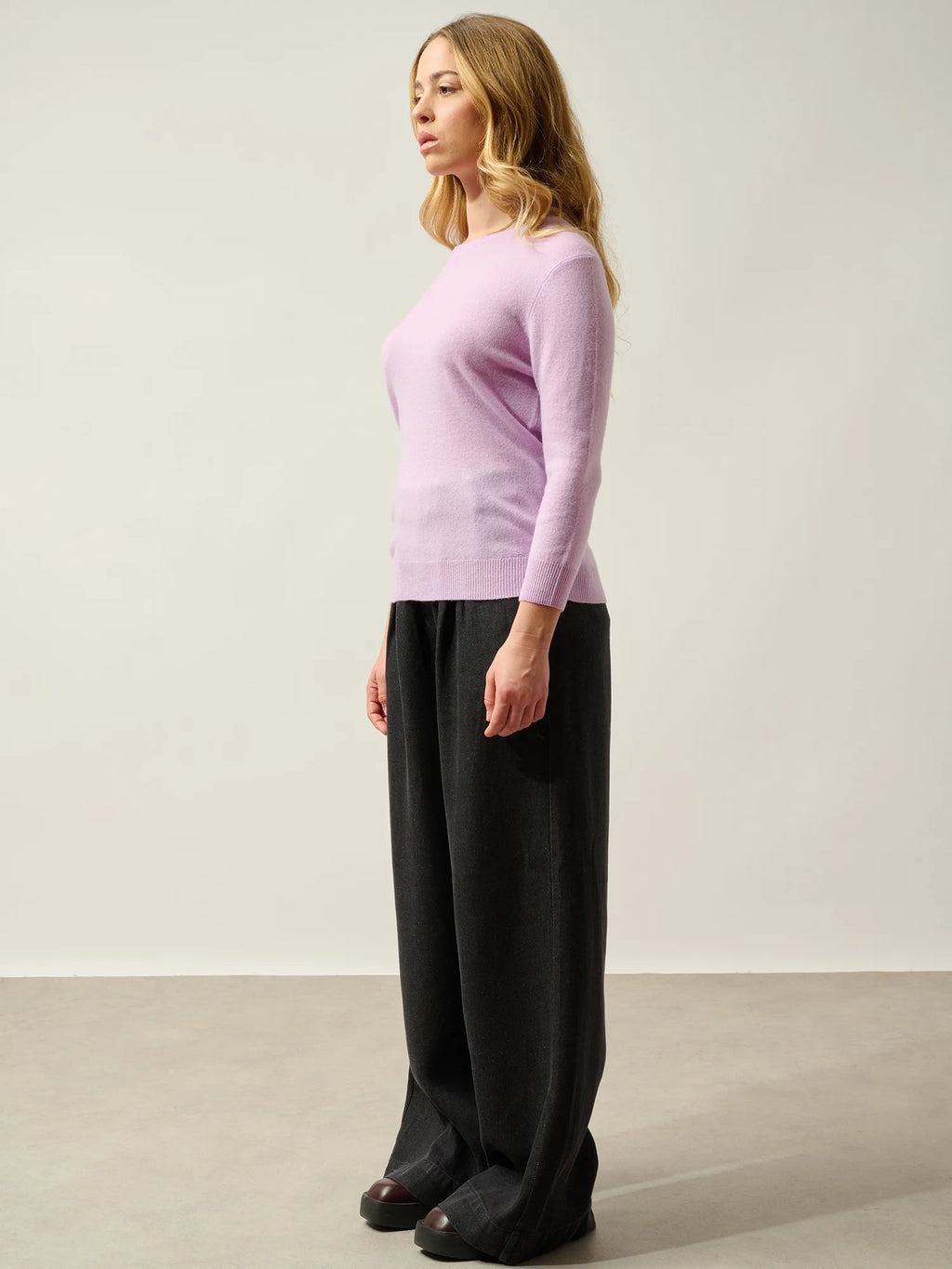 ESTARIS Sweater Crew Neck Buttoned Back Marshmallow