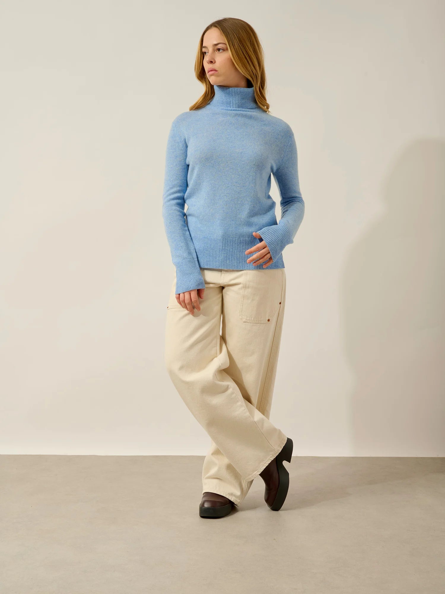 FORNET Pullover Rollkragen Babyblau meliert
