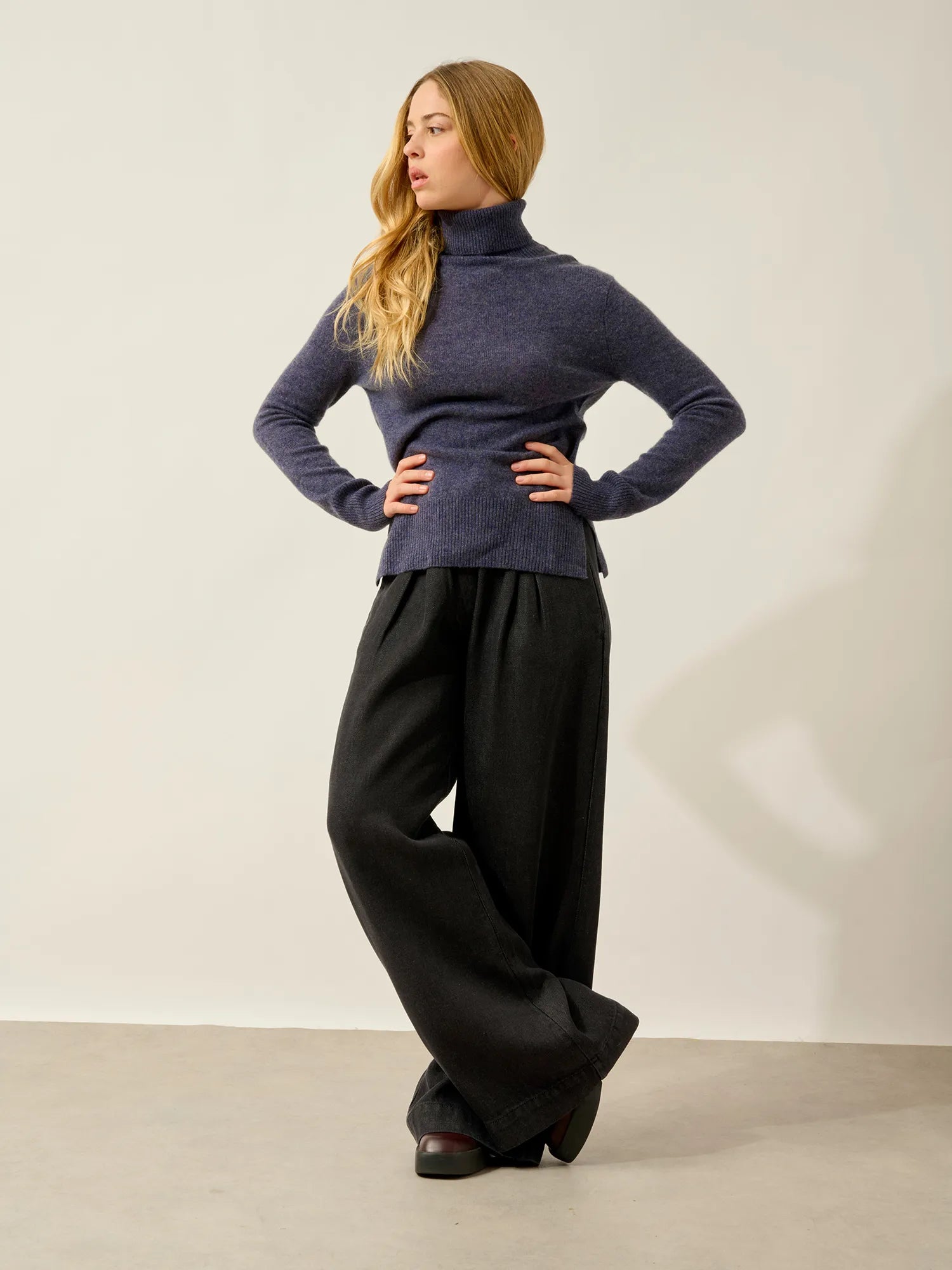 FORNET Pullover Rollkragen Violett Grau meliert