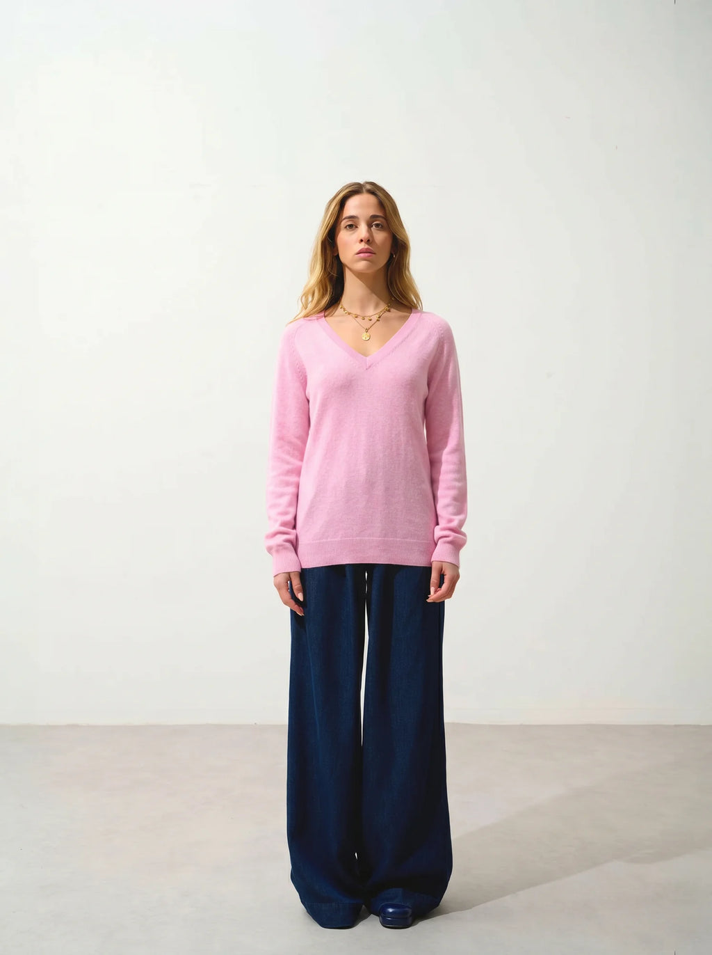 GIUSALET pull col V rose chiné fluo