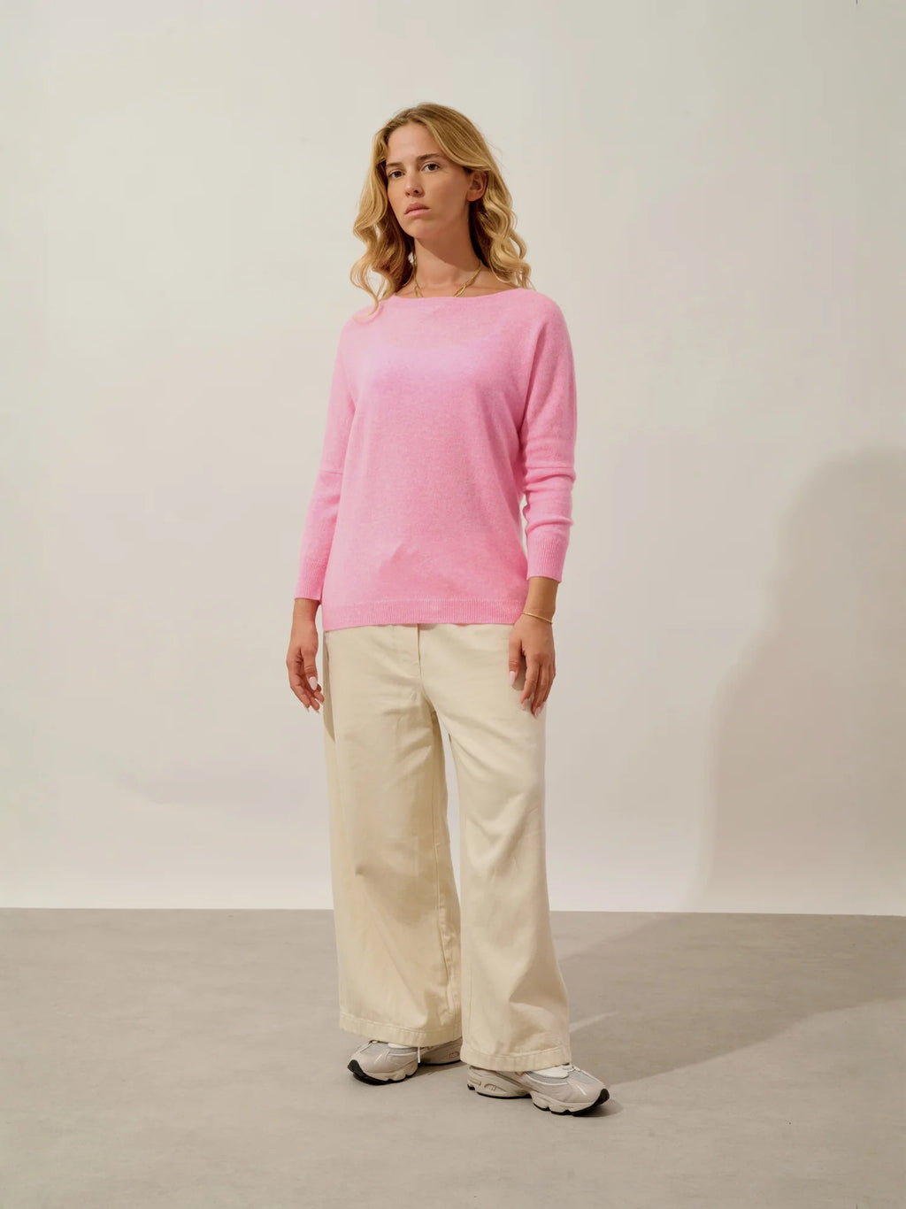 GOLÉON sweater batwing neon heather pink