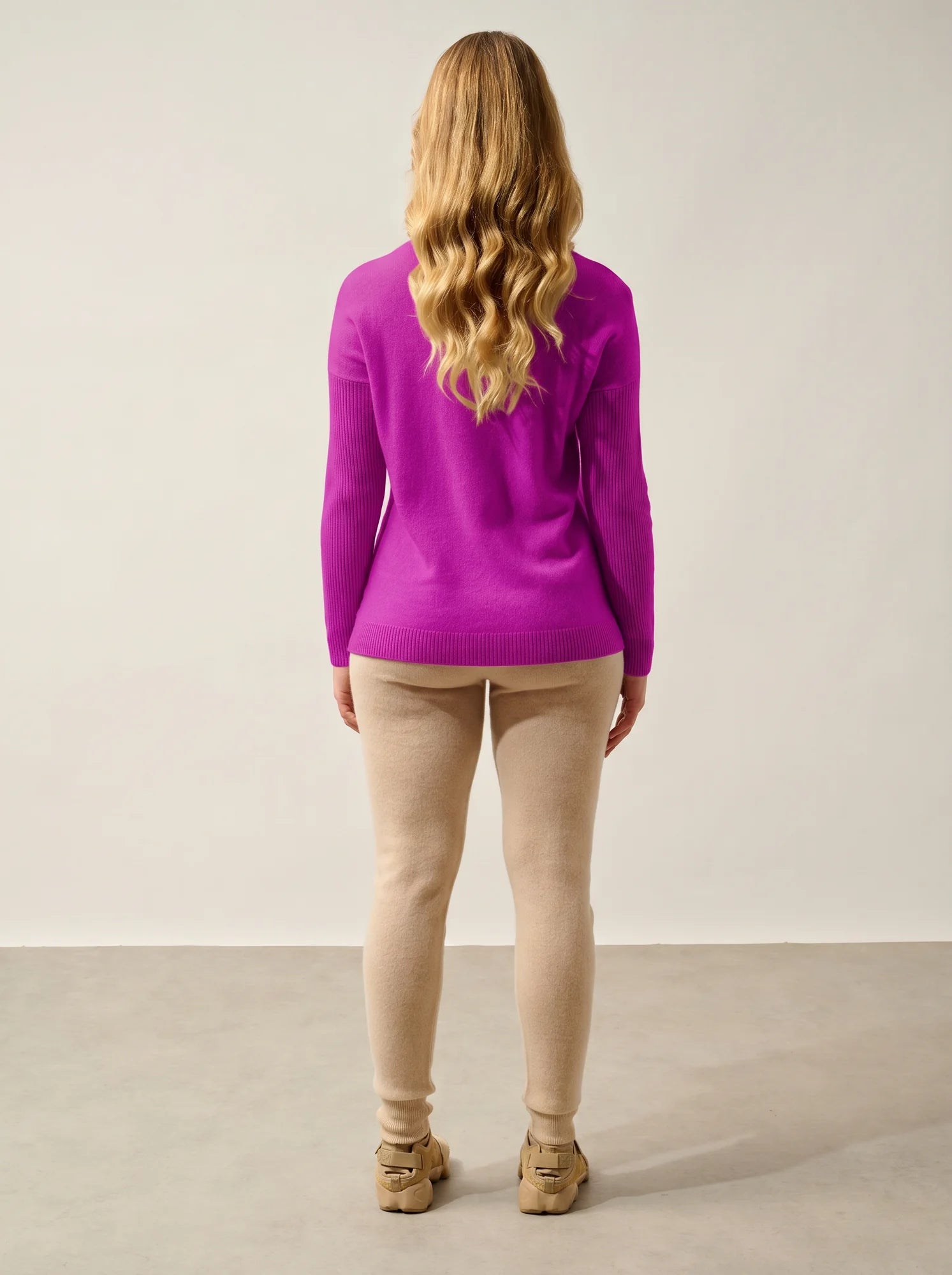 DARIA pullover rundhalsausschnitt hibiscus