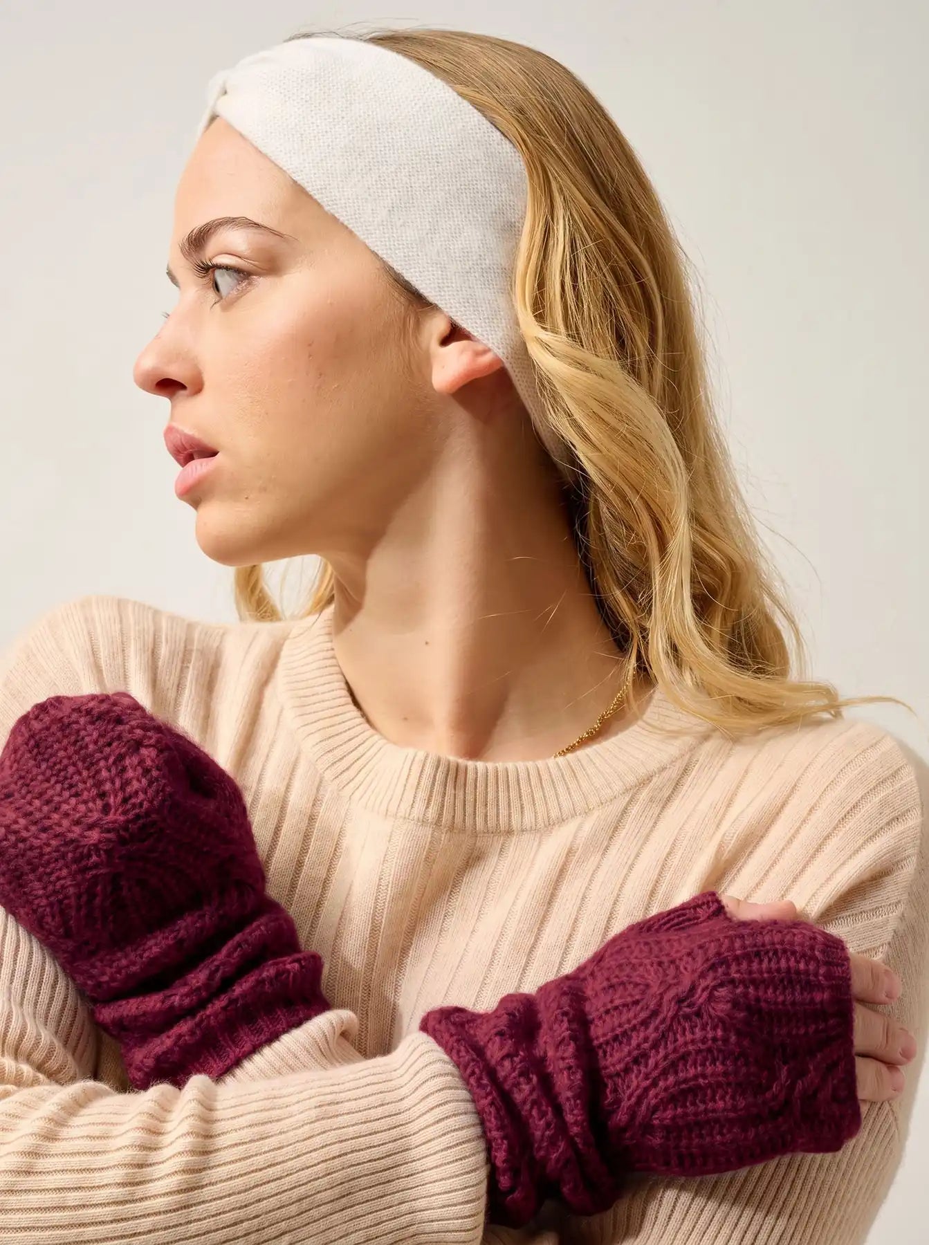 IRIS fingerlose handschuhe 6-fädig brombeere