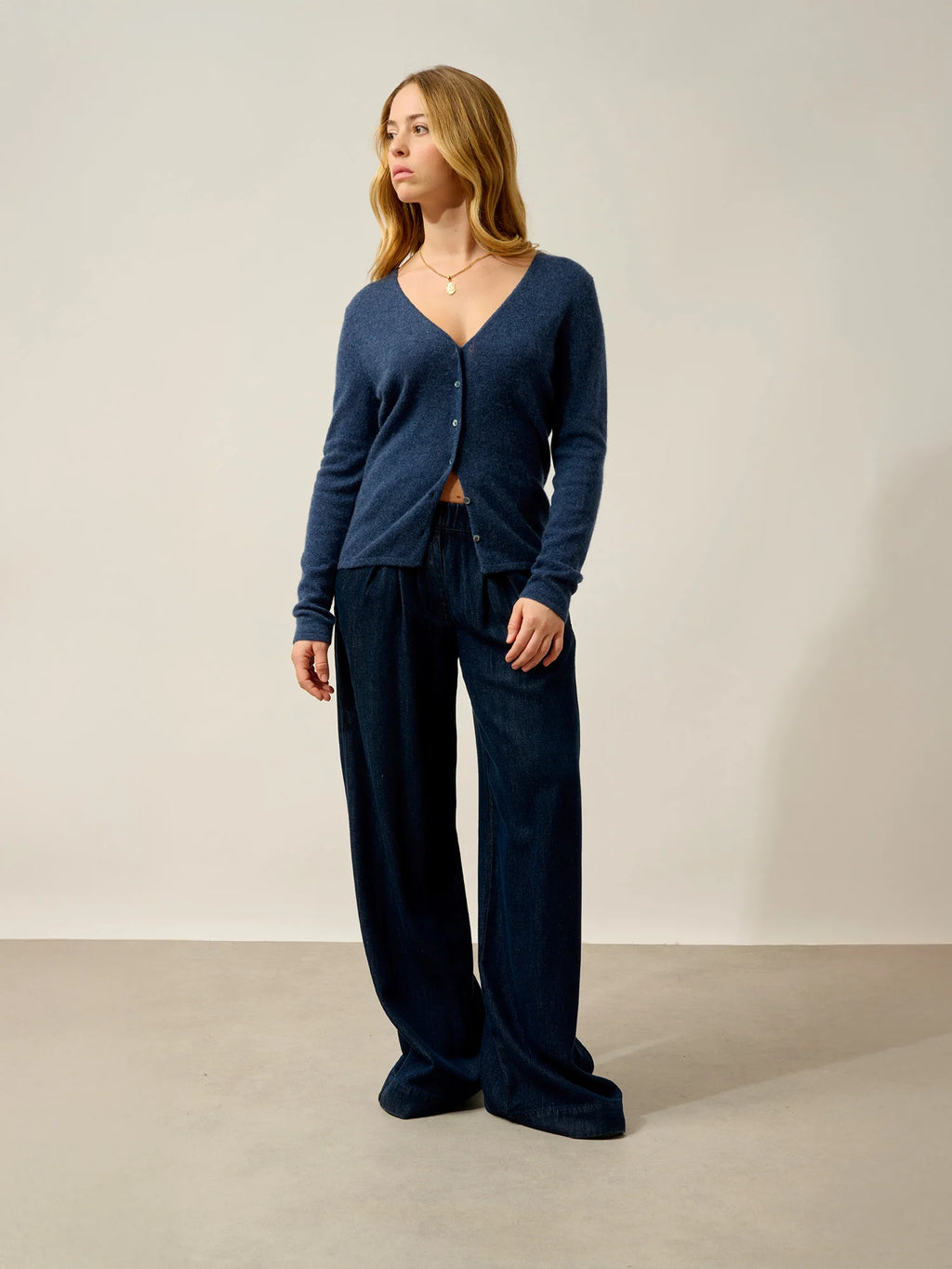 CHALAIS Strickjacke V-Ausschnitt Ozeanblau meliert