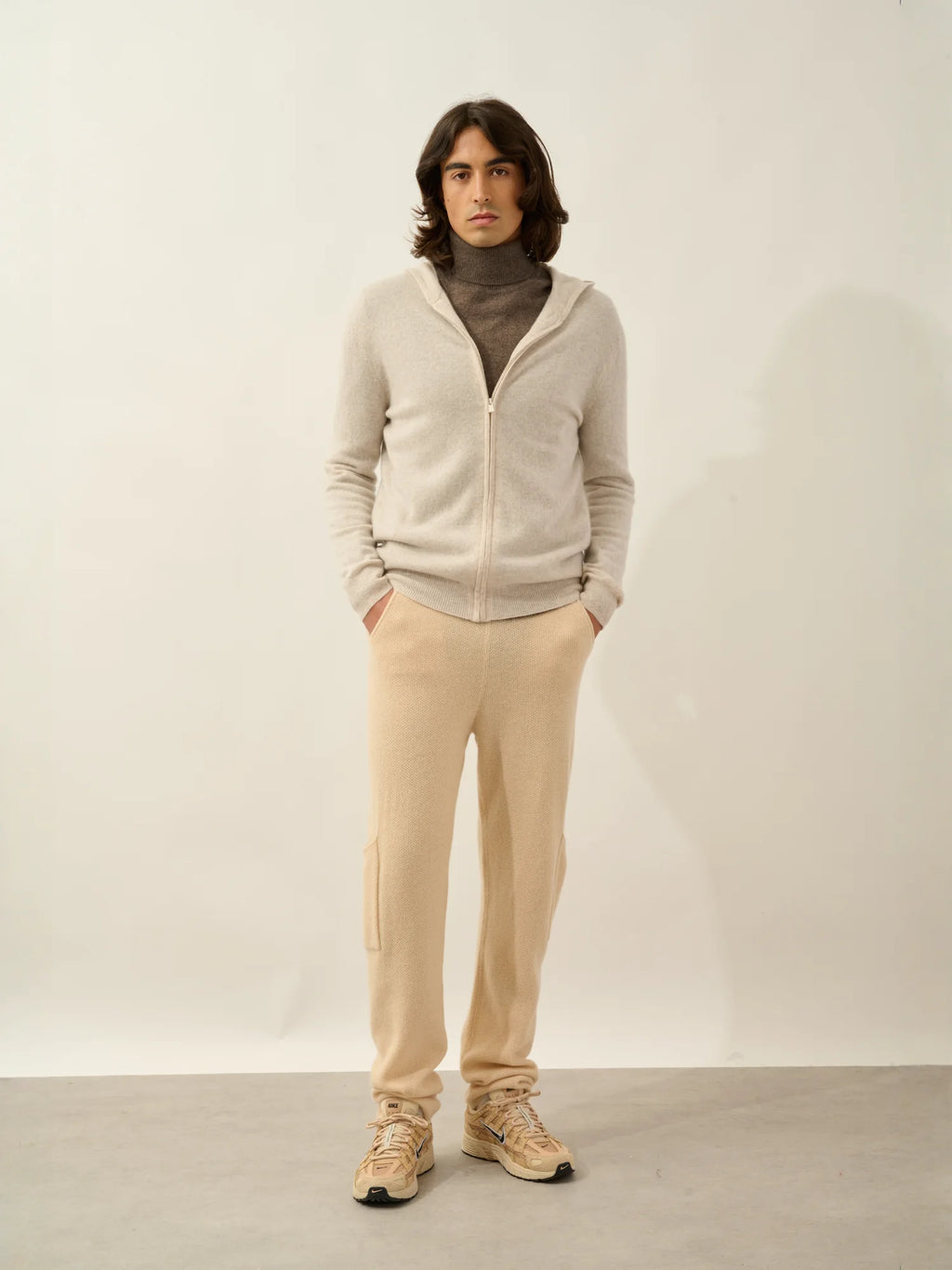 NEURRE vest zipped hooded heather beige