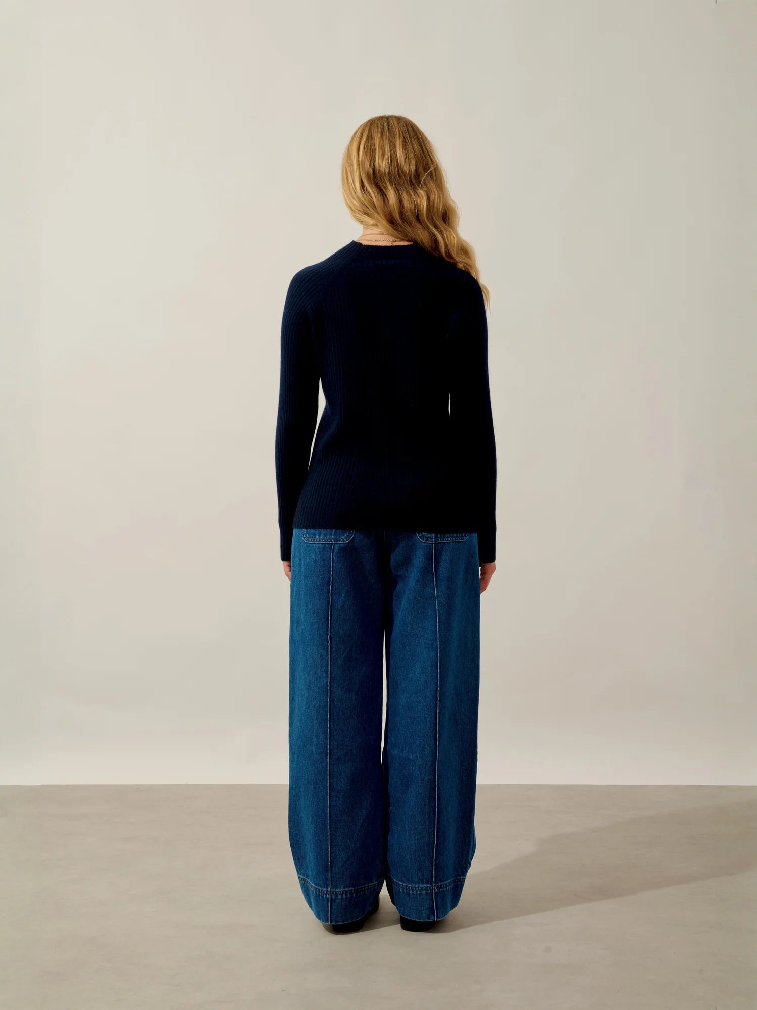 ASSIA pullover stehkragen boutons poignets marineblau