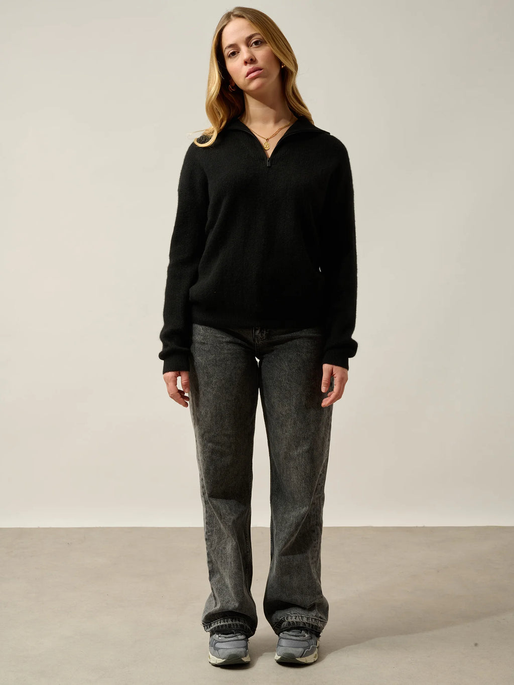 MARIE sweater cuffed beanie black