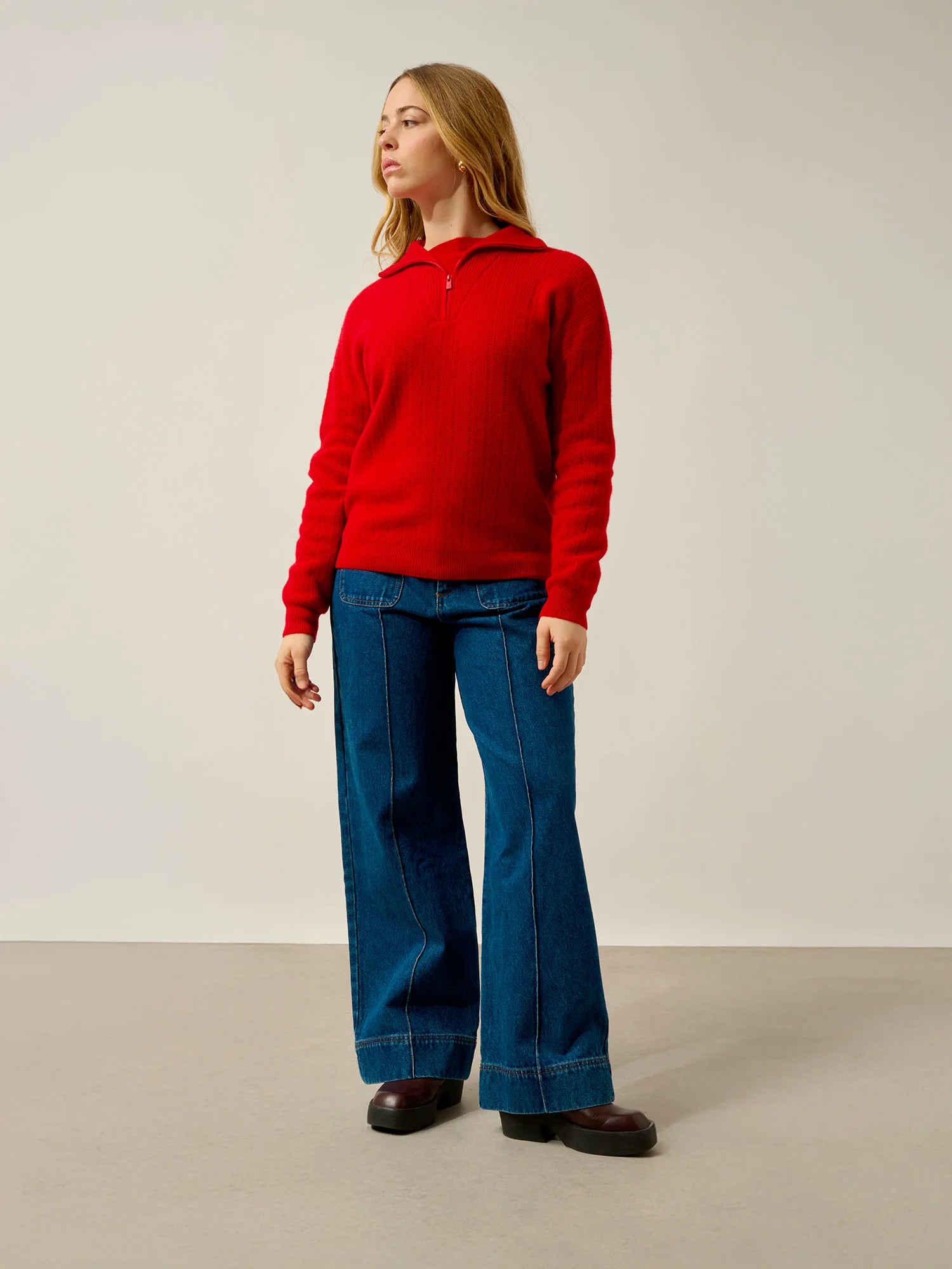 MARIE sweater cuffed beanie red