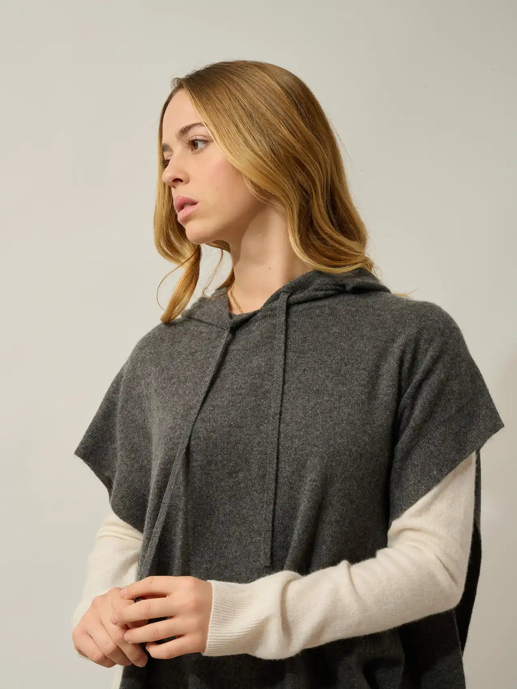 ELSA poncho capuche anthracite chiné