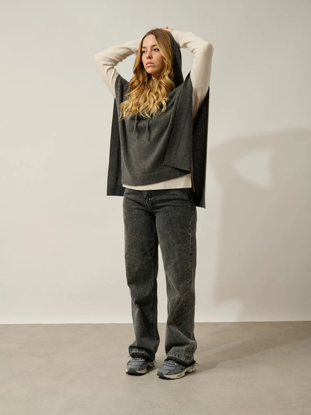 ELSA poncho capuche anthracite chiné