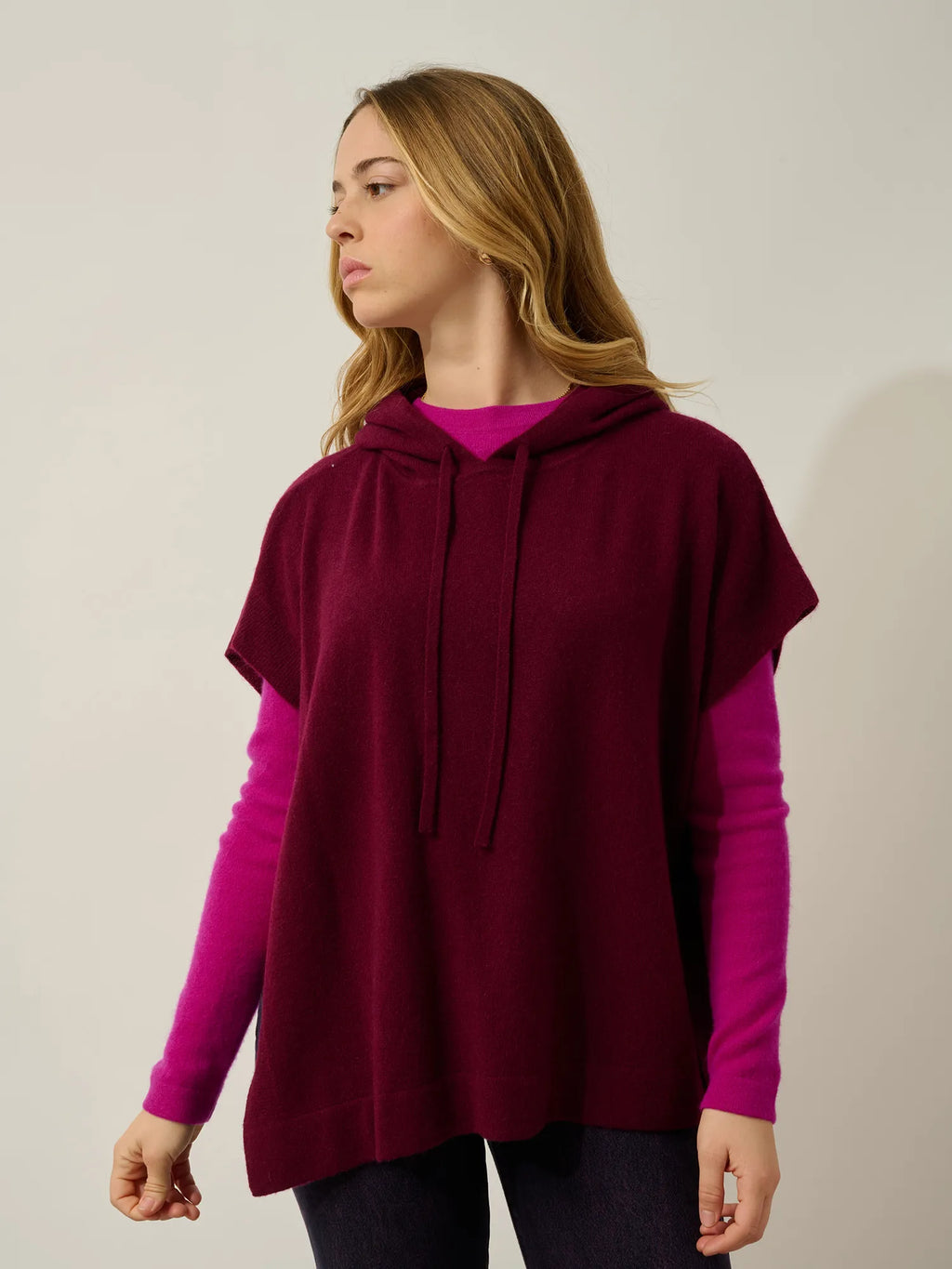 ELSA Poncho mit Kapuze Bordeaux