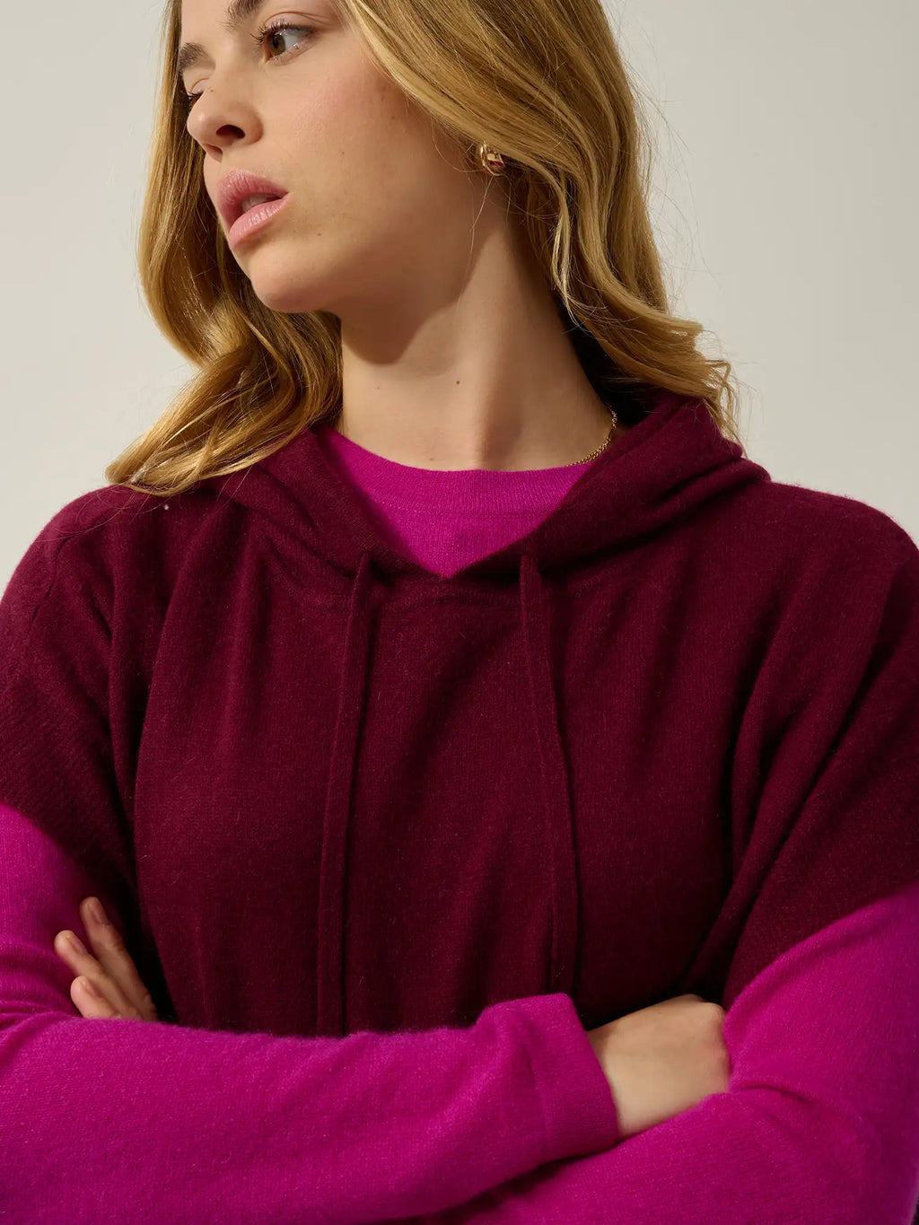 ELSA Poncho mit Kapuze Bordeaux