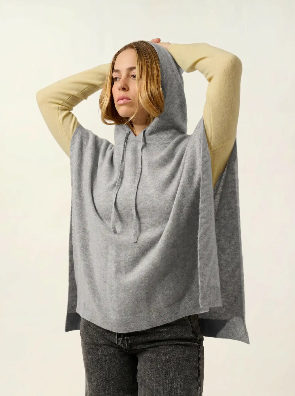 ELSA Poncho Hooded Heather Cloud