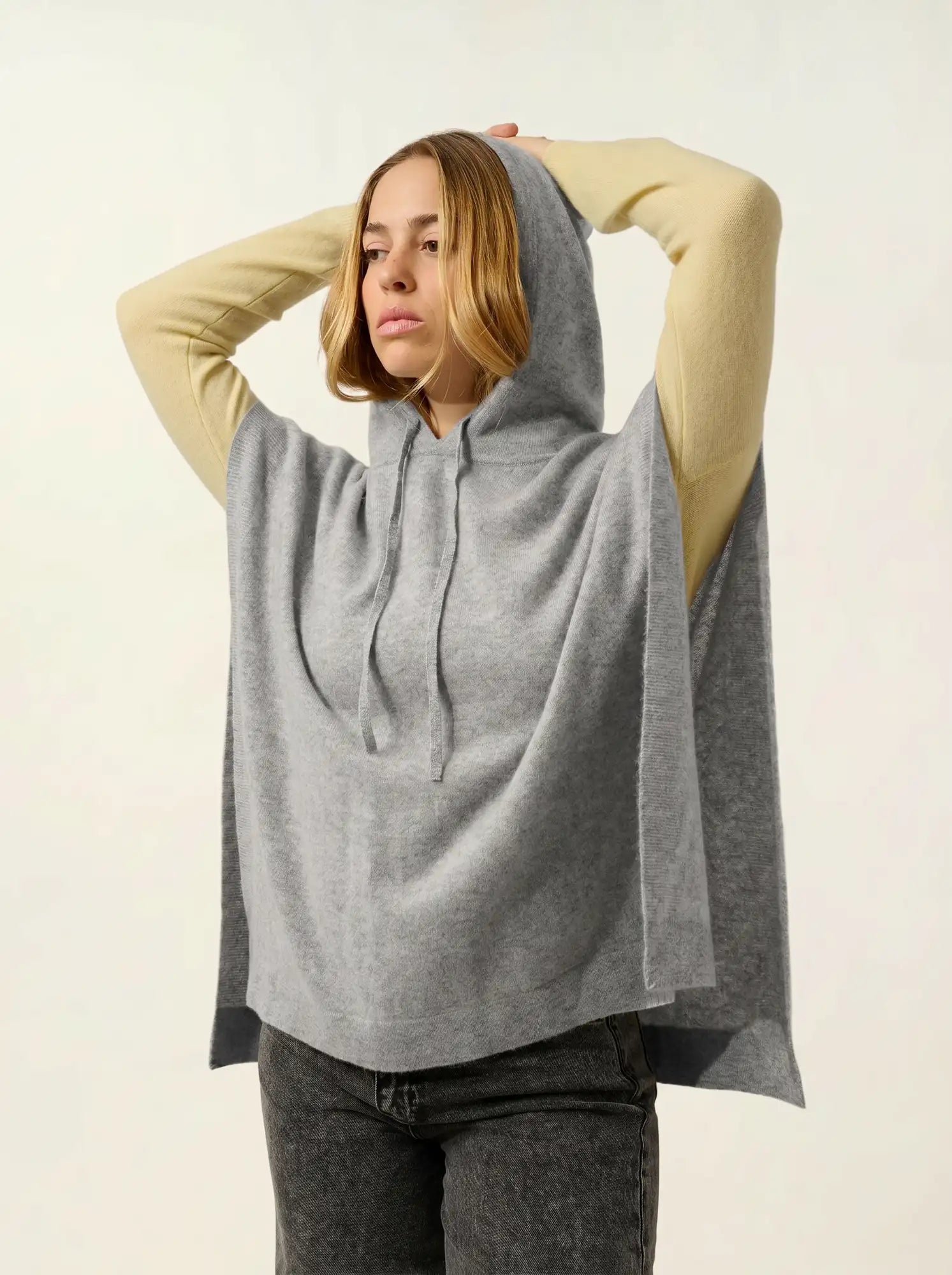 ELSA Poncho Hooded Heather Cloud
