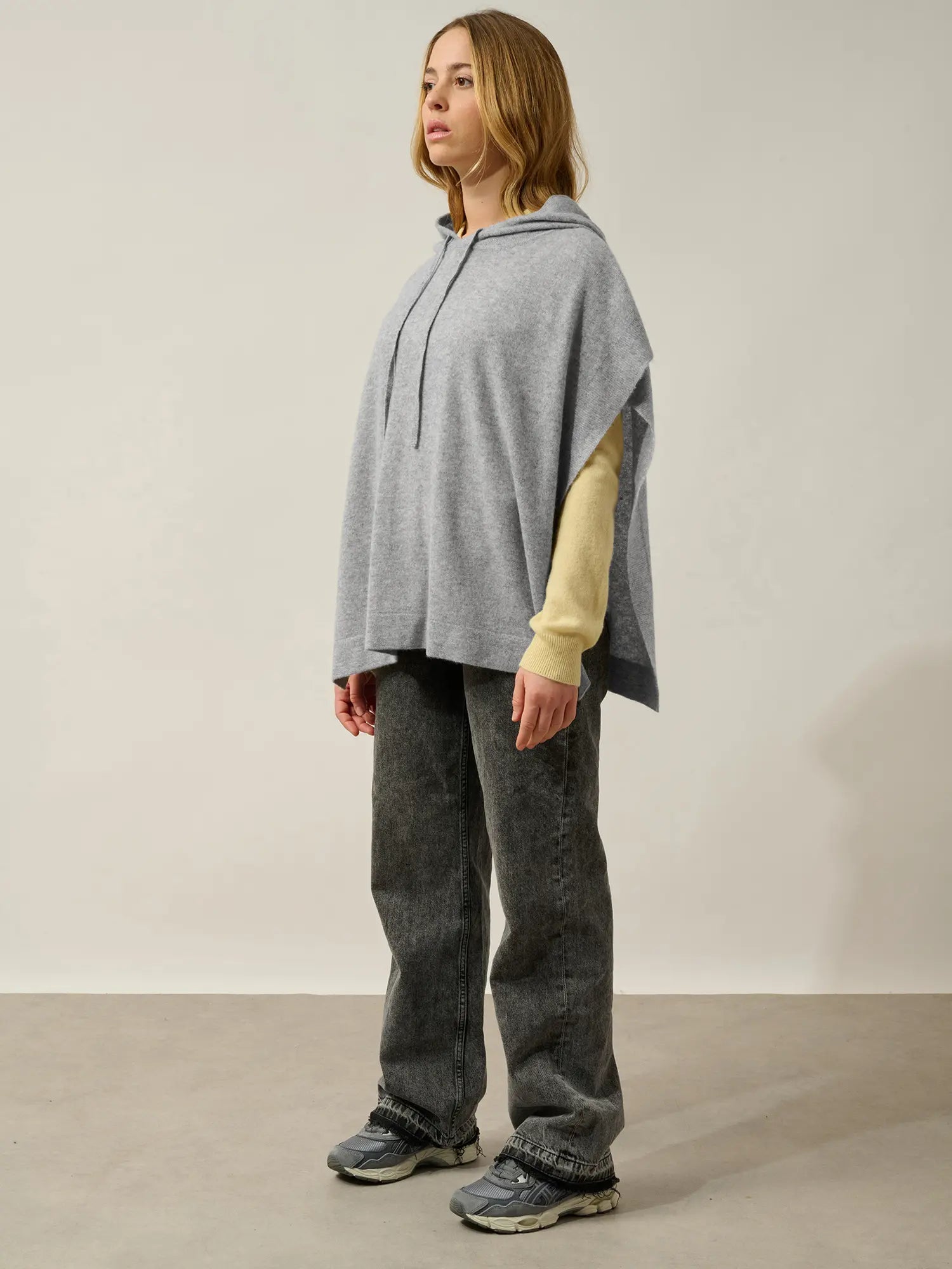ELSA Poncho Hooded Heather Cloud