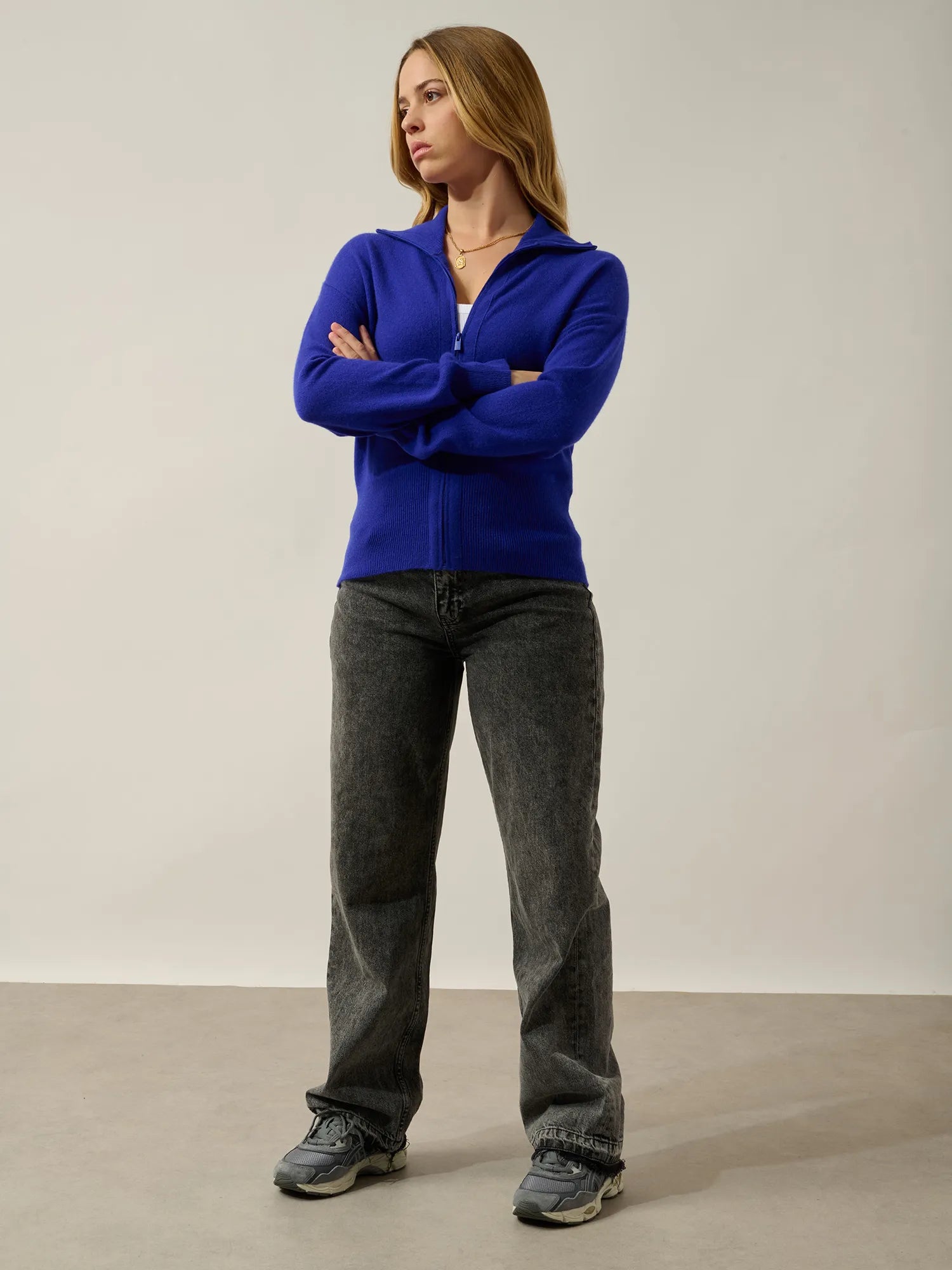 ANNELISE weste mit reissverschluss truckerkragen indigo