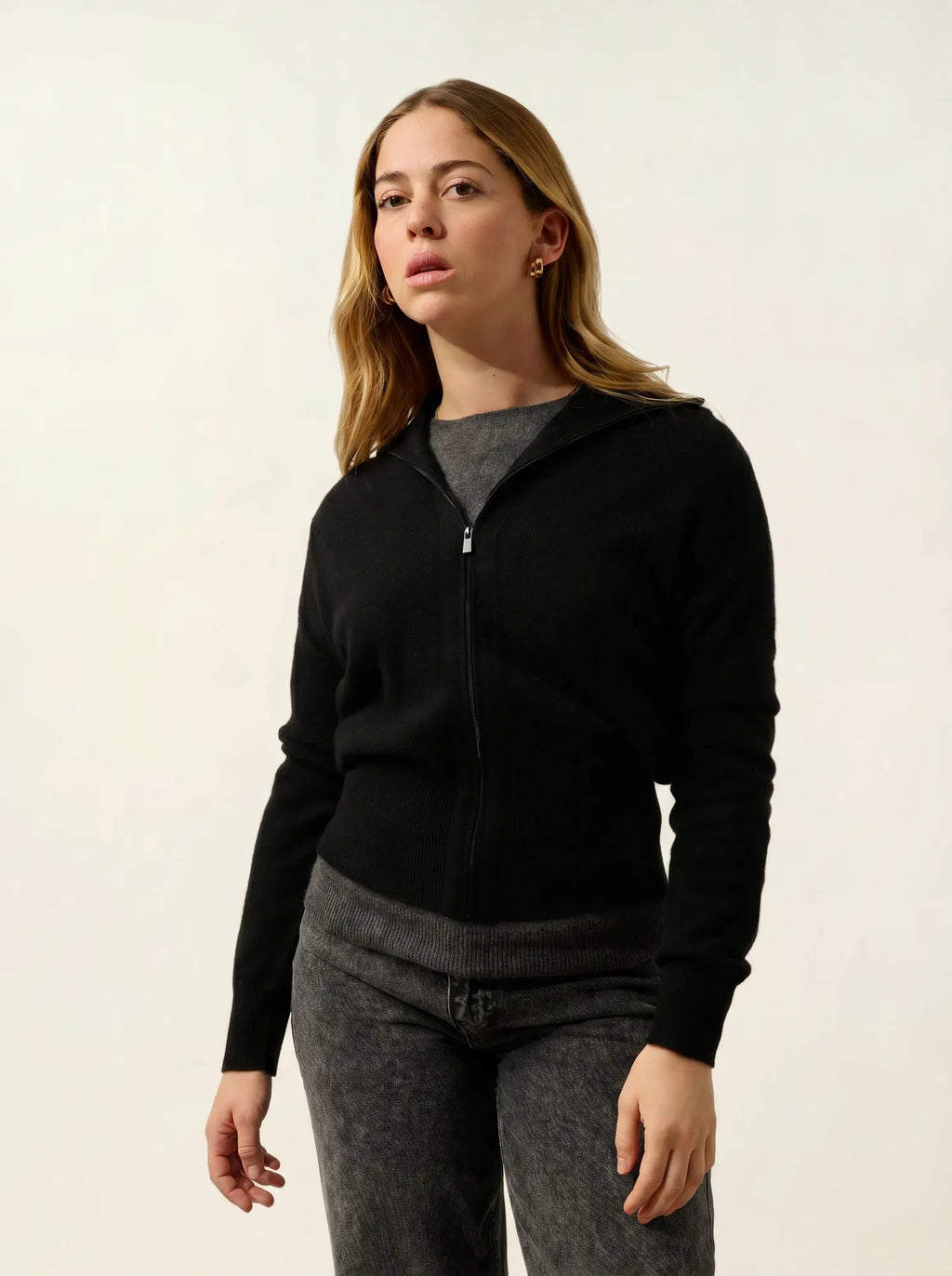 ANNELISE vest zipped trucker neck black