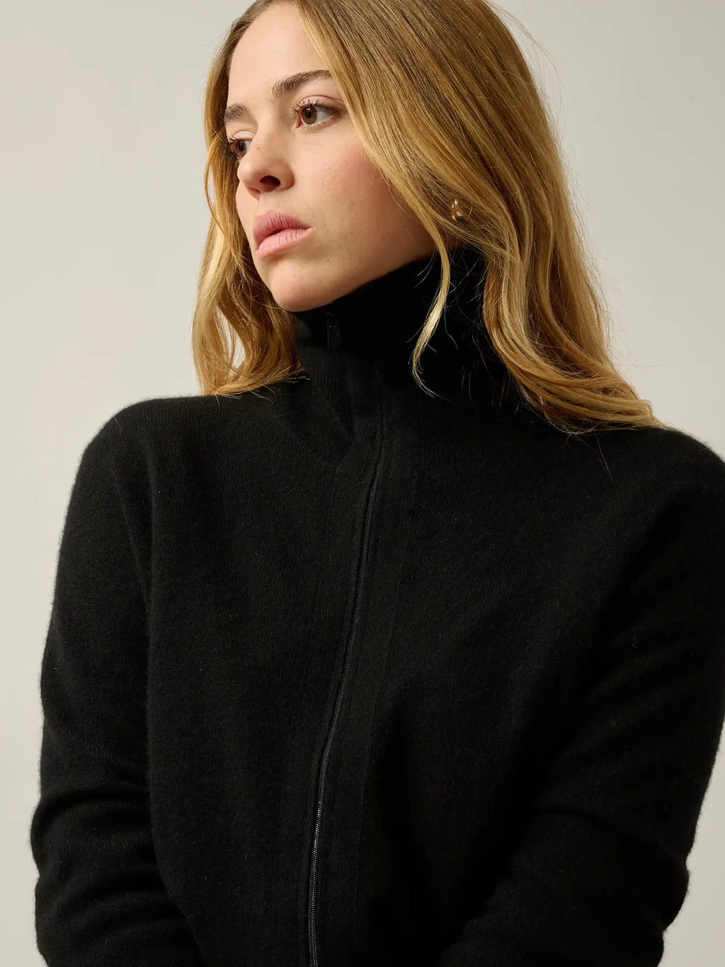 ANNELISE vest zipped trucker neck black