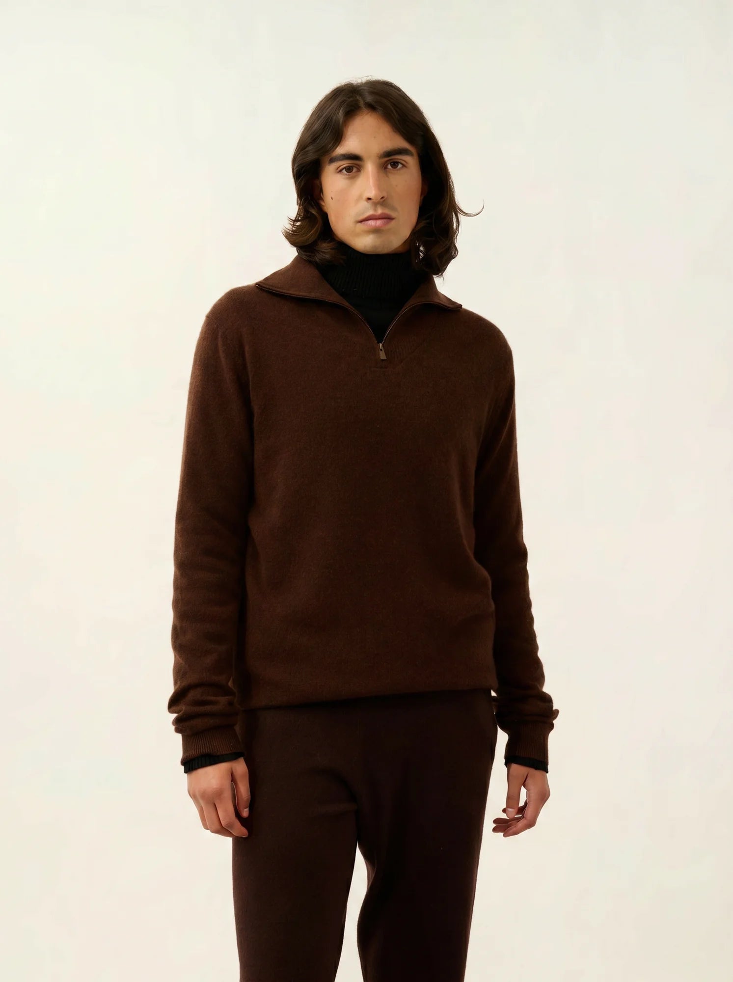 NOEMIE sweater cuffed beanie coffee