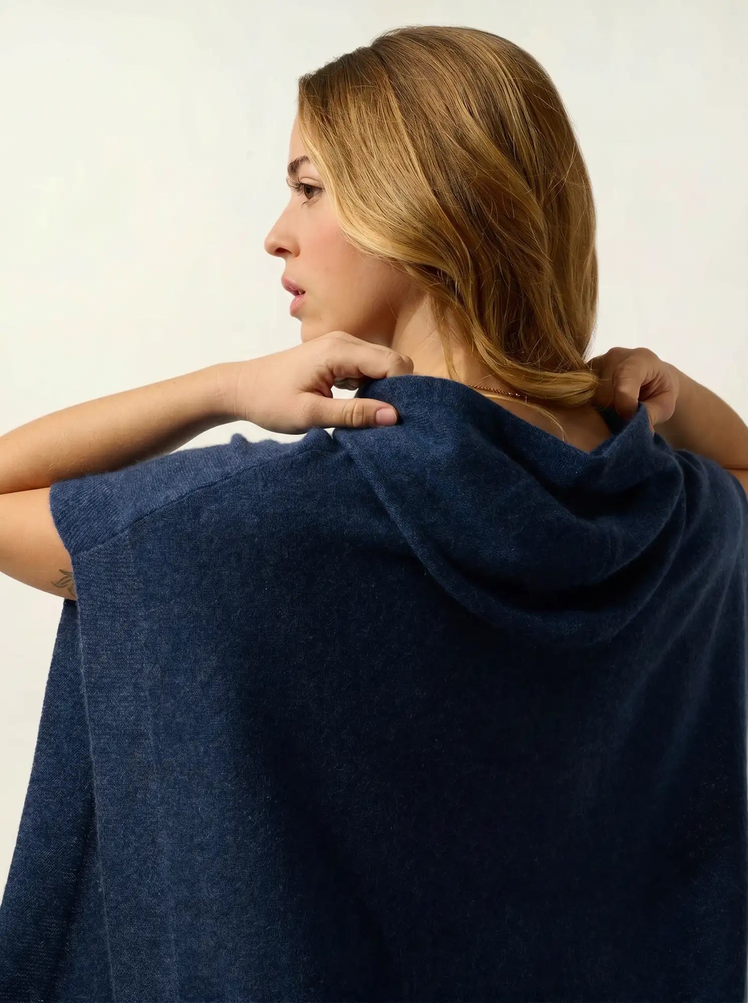 ELSA Poncho mit Kapuze Ozeanblau meliert