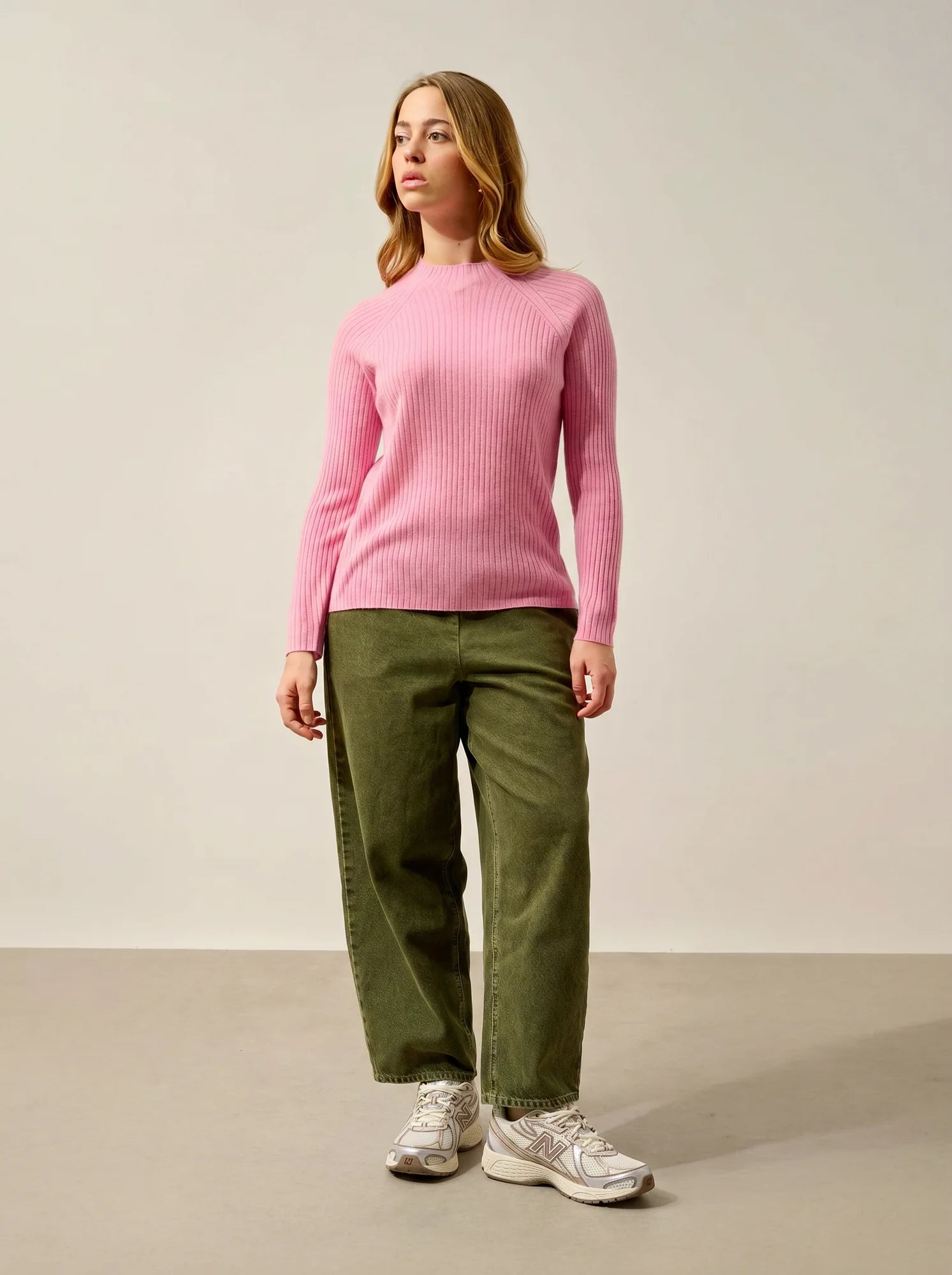 ASSIA pullover stehkragen boutons poignets zuckerrosa