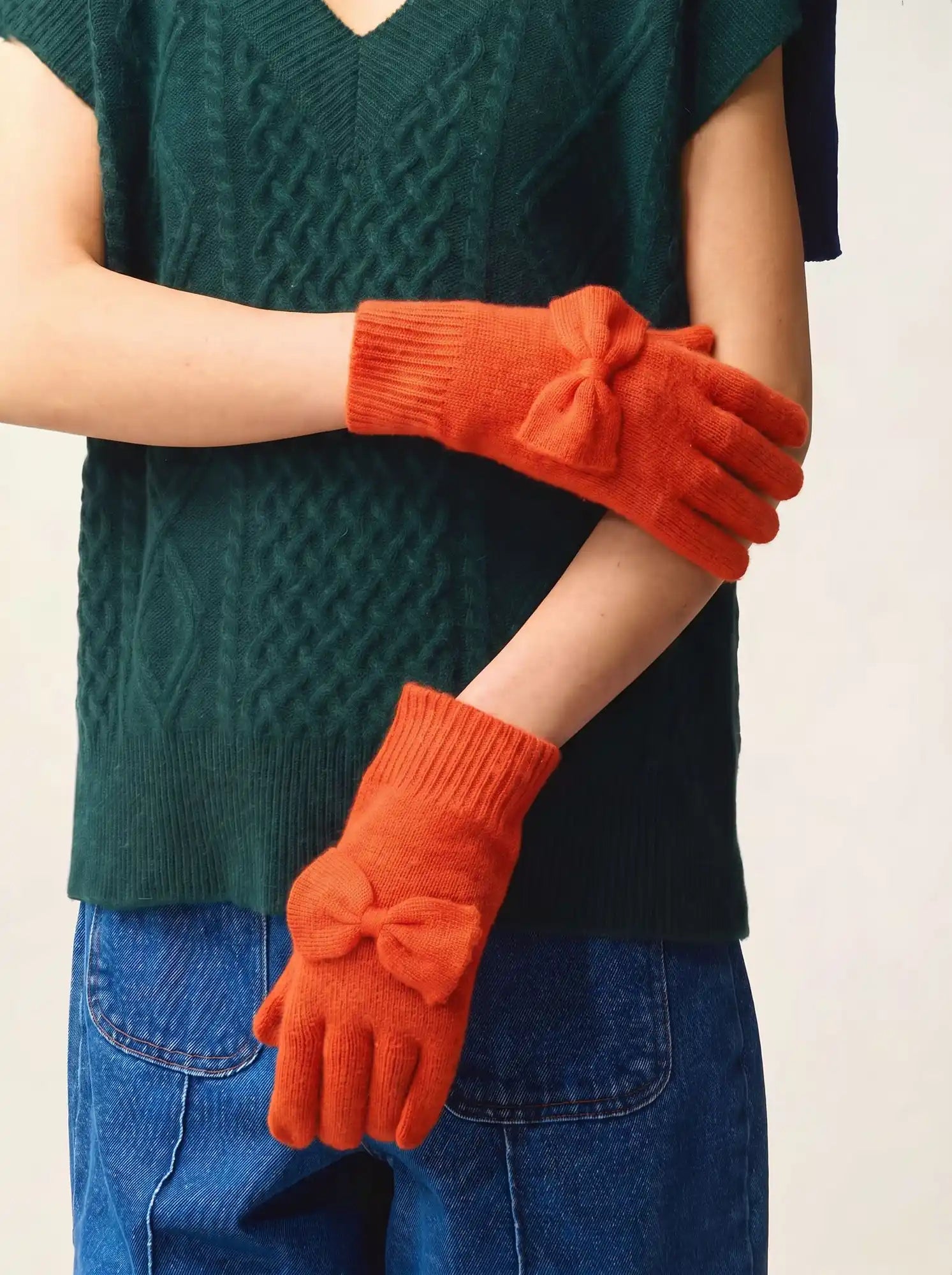 MILO gloves 4 ply orange