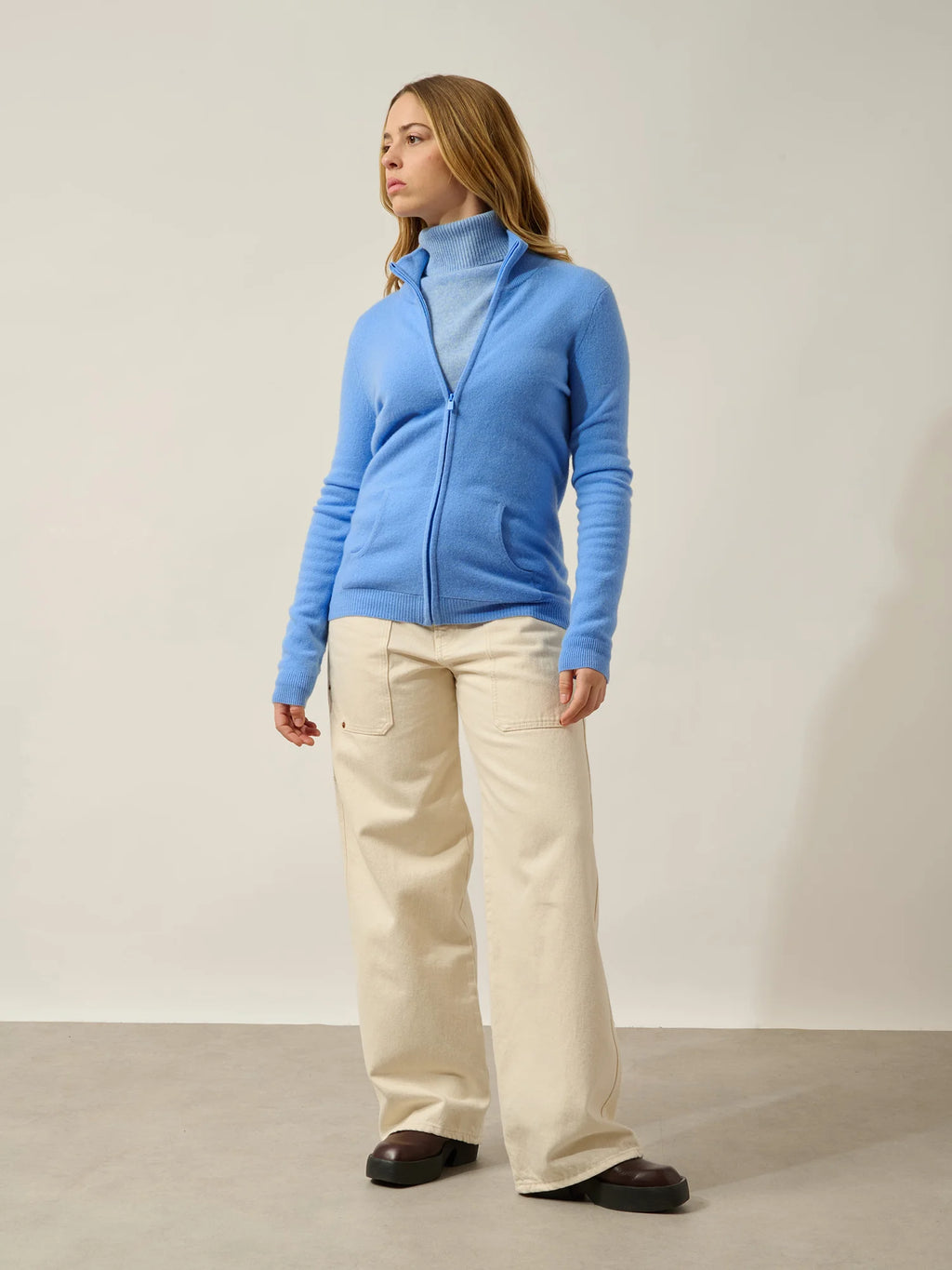 THALUN vest zipped mock neck baby blue