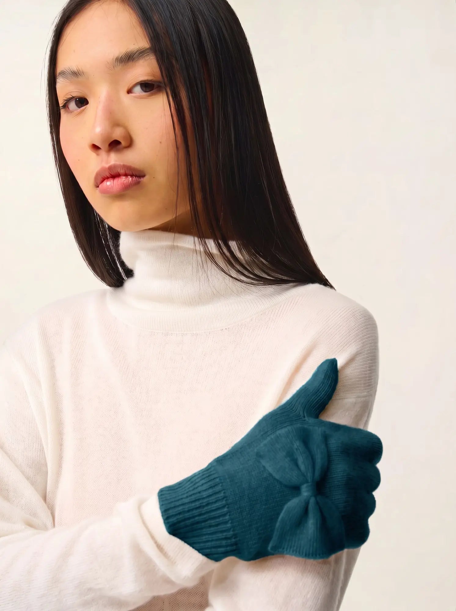 MILO gloves 4 ply teal green