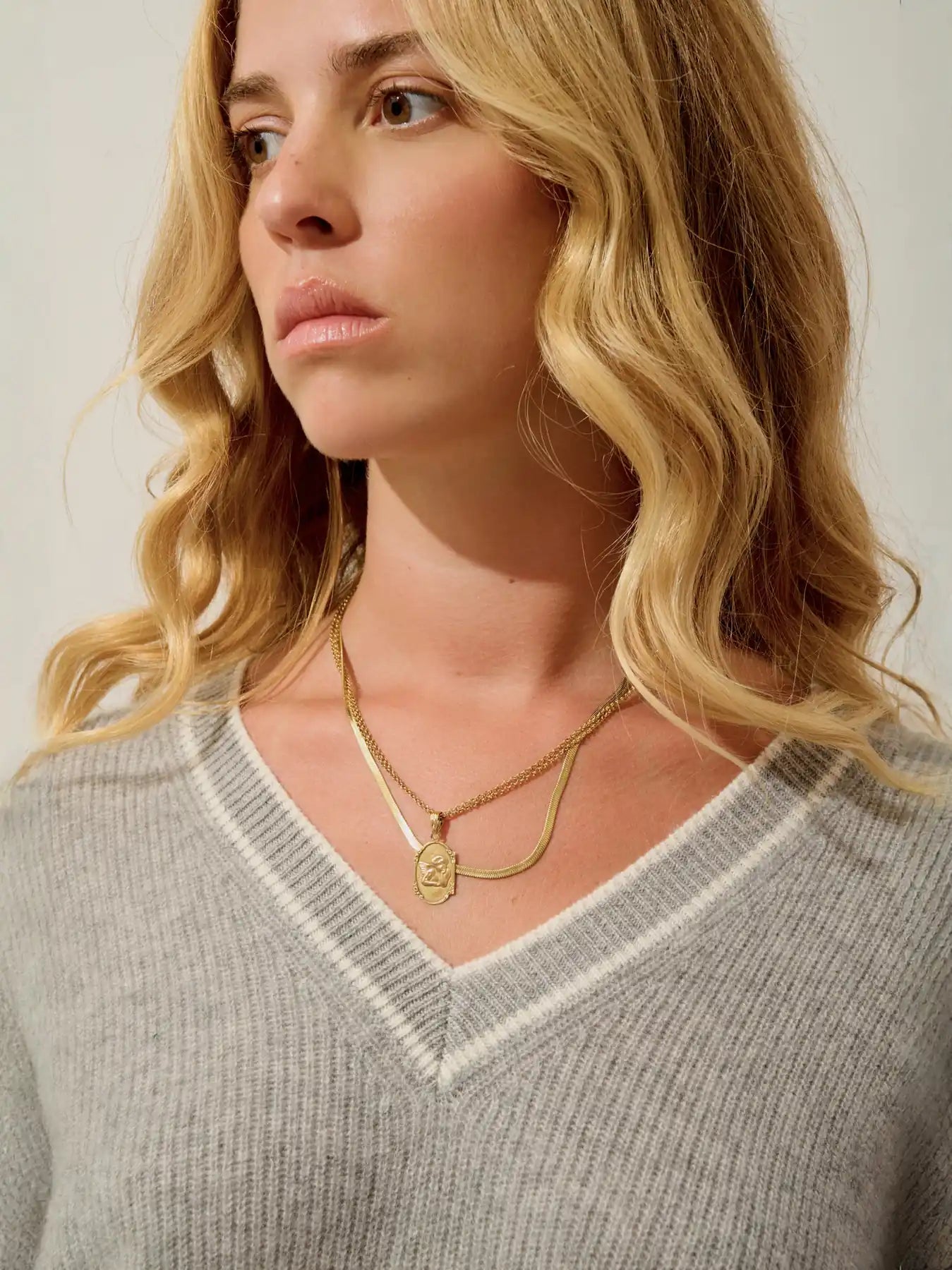 SABINE sweater v-neck heather cloud and ivory
