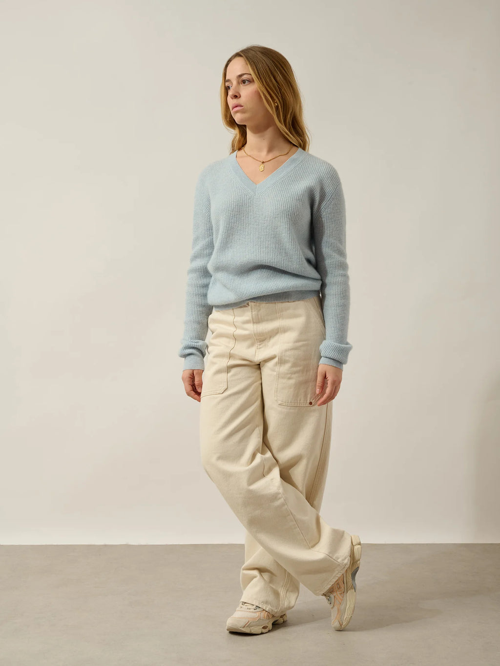 DAISY Pullover V-Ausschnitt Hellblau meliert