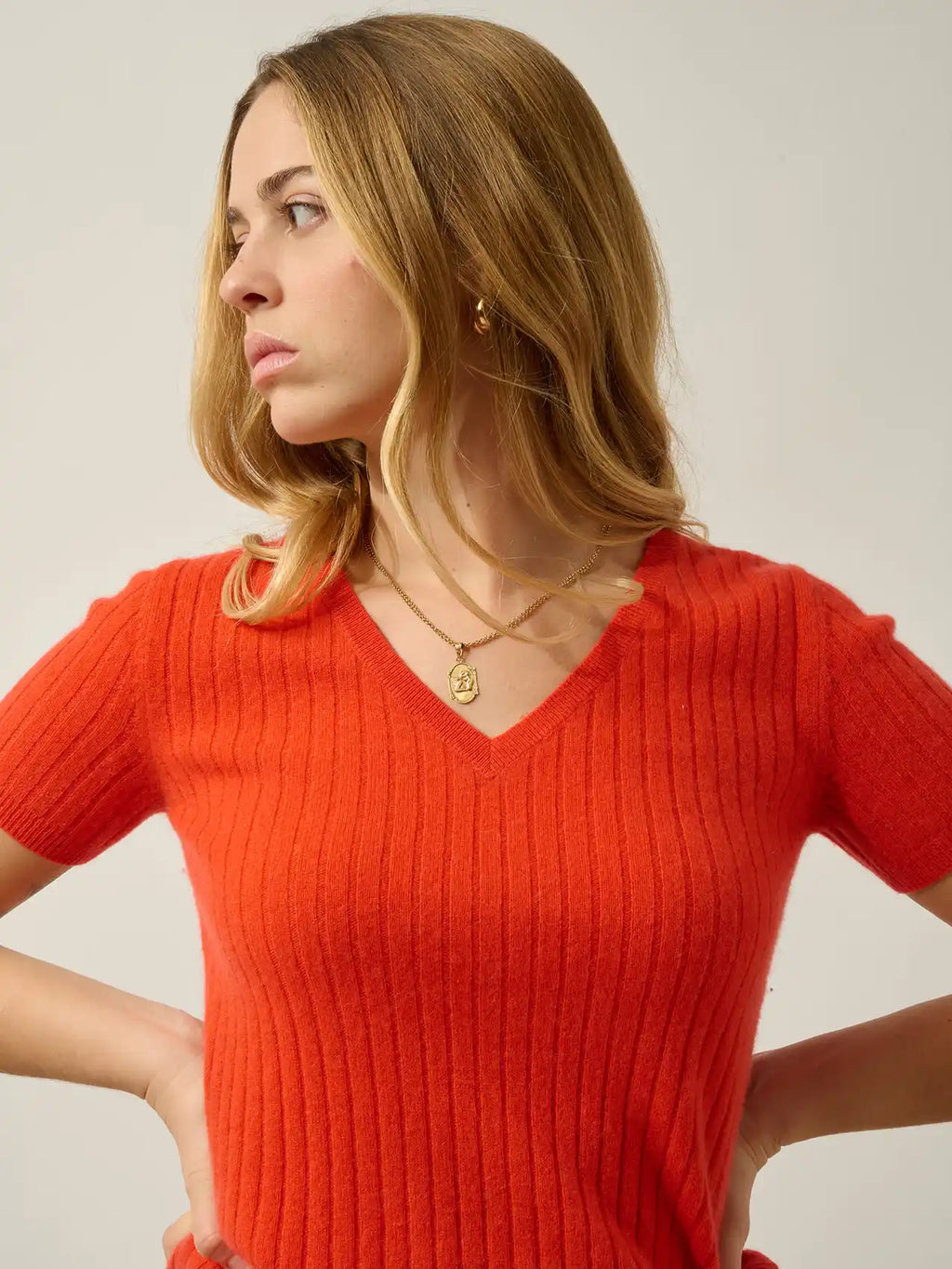 EIRA T-Shirt V-Ausschnitt Orange