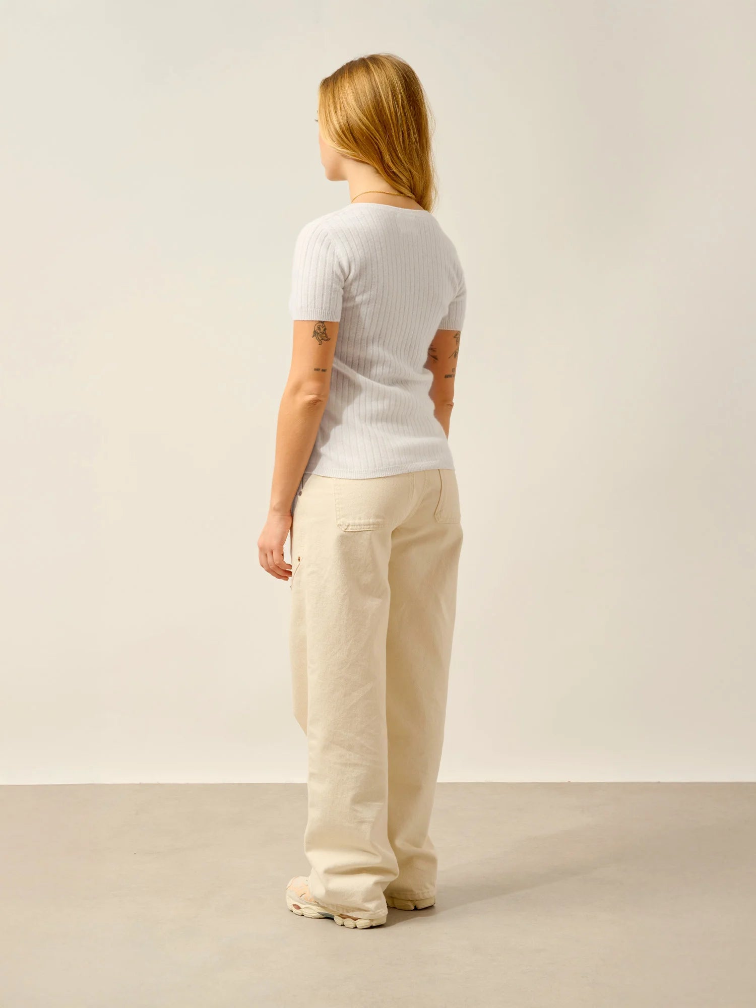 EIRA T-Shirt V-Neck Snow