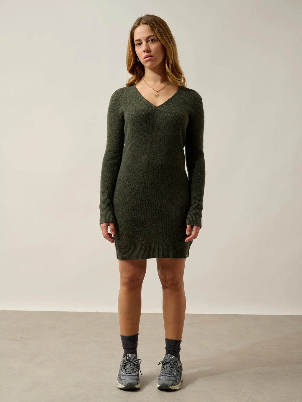 MAEN kleid v-ausschnitt khaki meliert