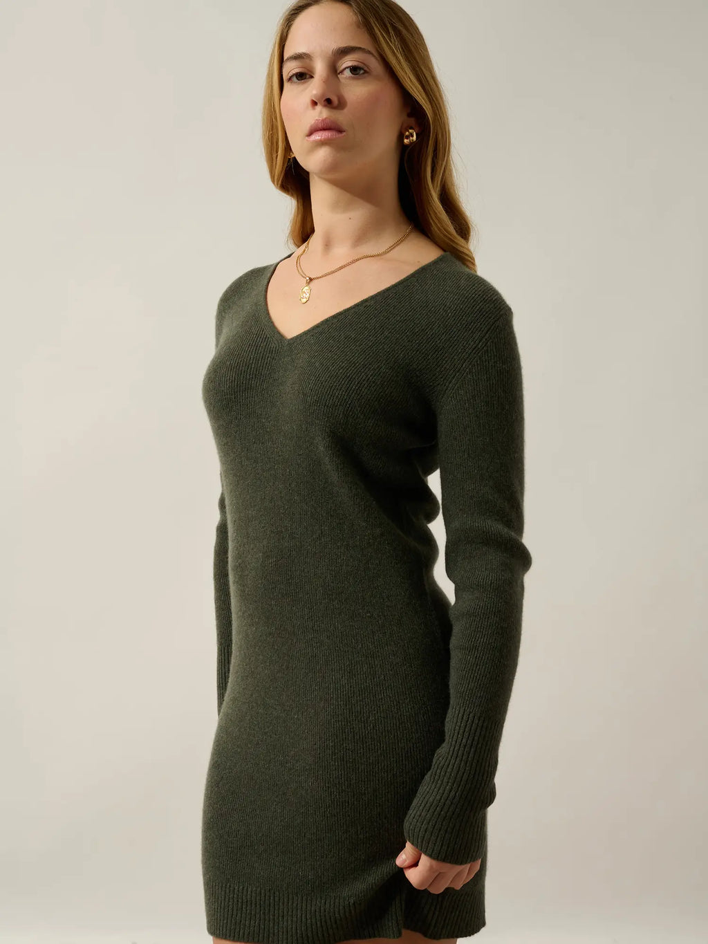 MAEN kleid v-ausschnitt khaki meliert