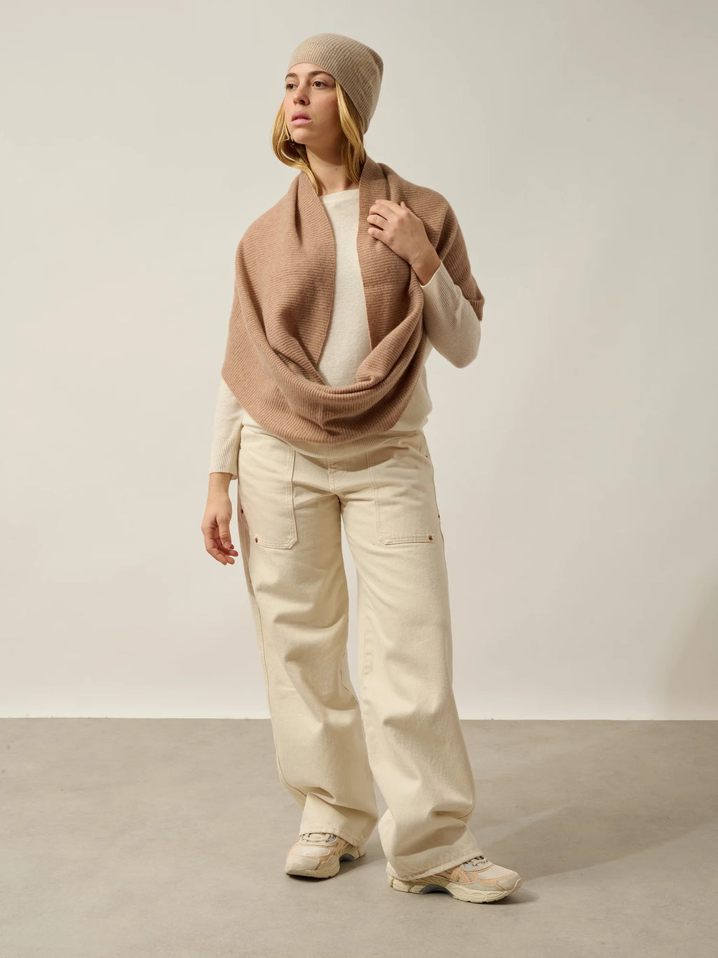 ANDREA Sandalen aus Leder camel hell meliert