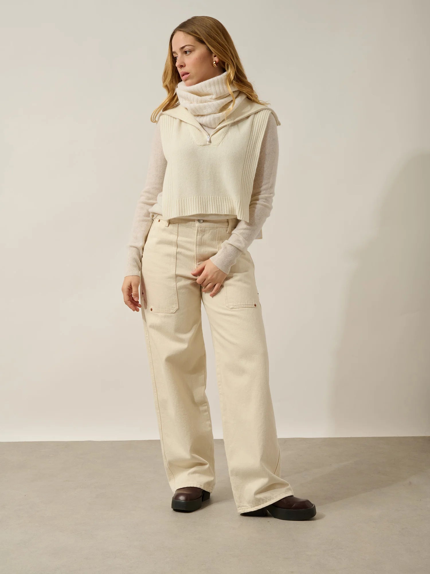 FLORIAN sandals in leather snow
