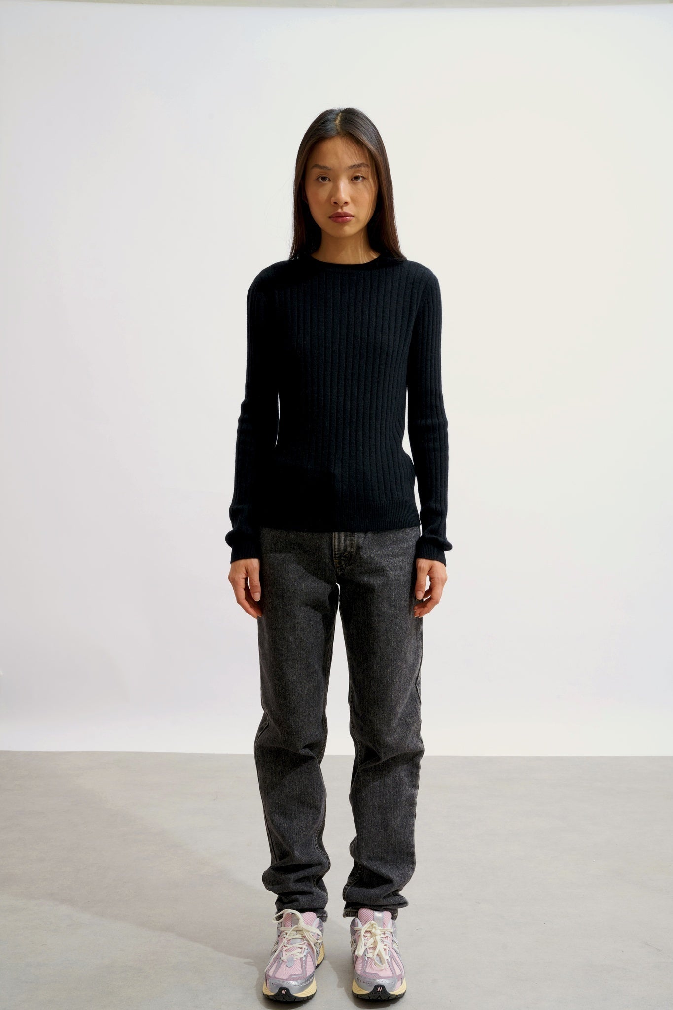 BELLA pull col rond noir 100% cachemire