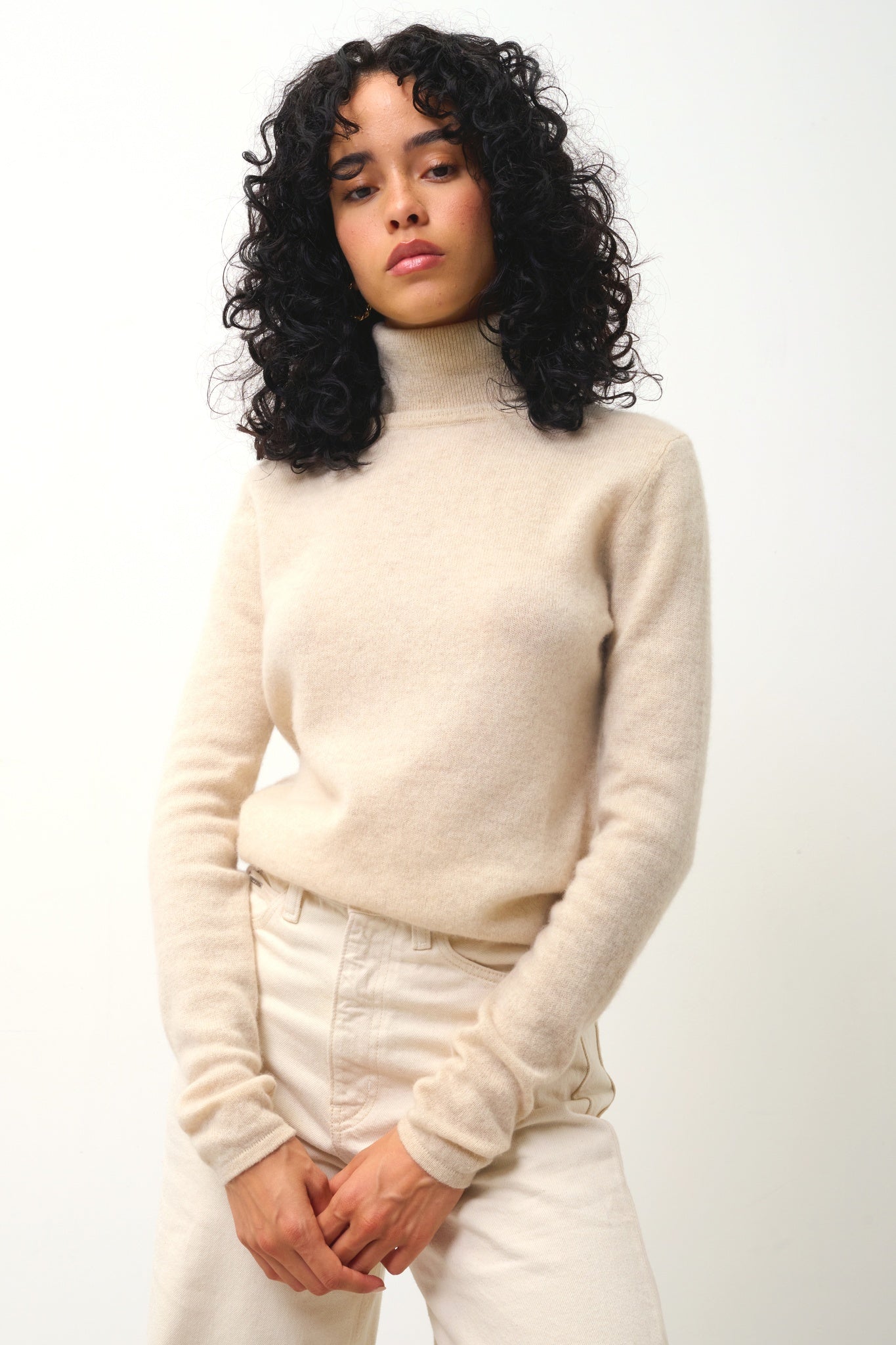BISE oatmeal turtleneck sweater 100% cashmere