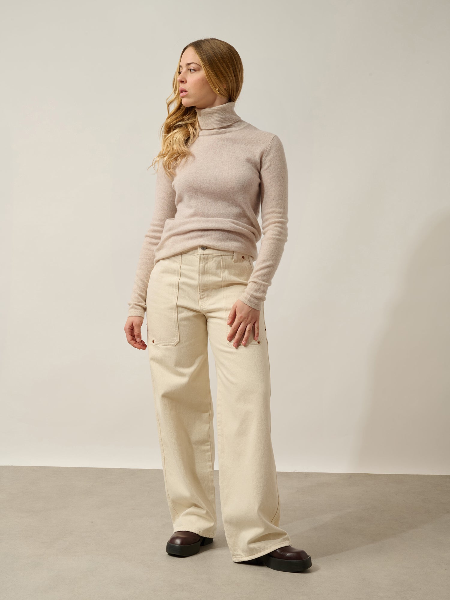 BISE pull col roulé beige chiné 100% cachemire