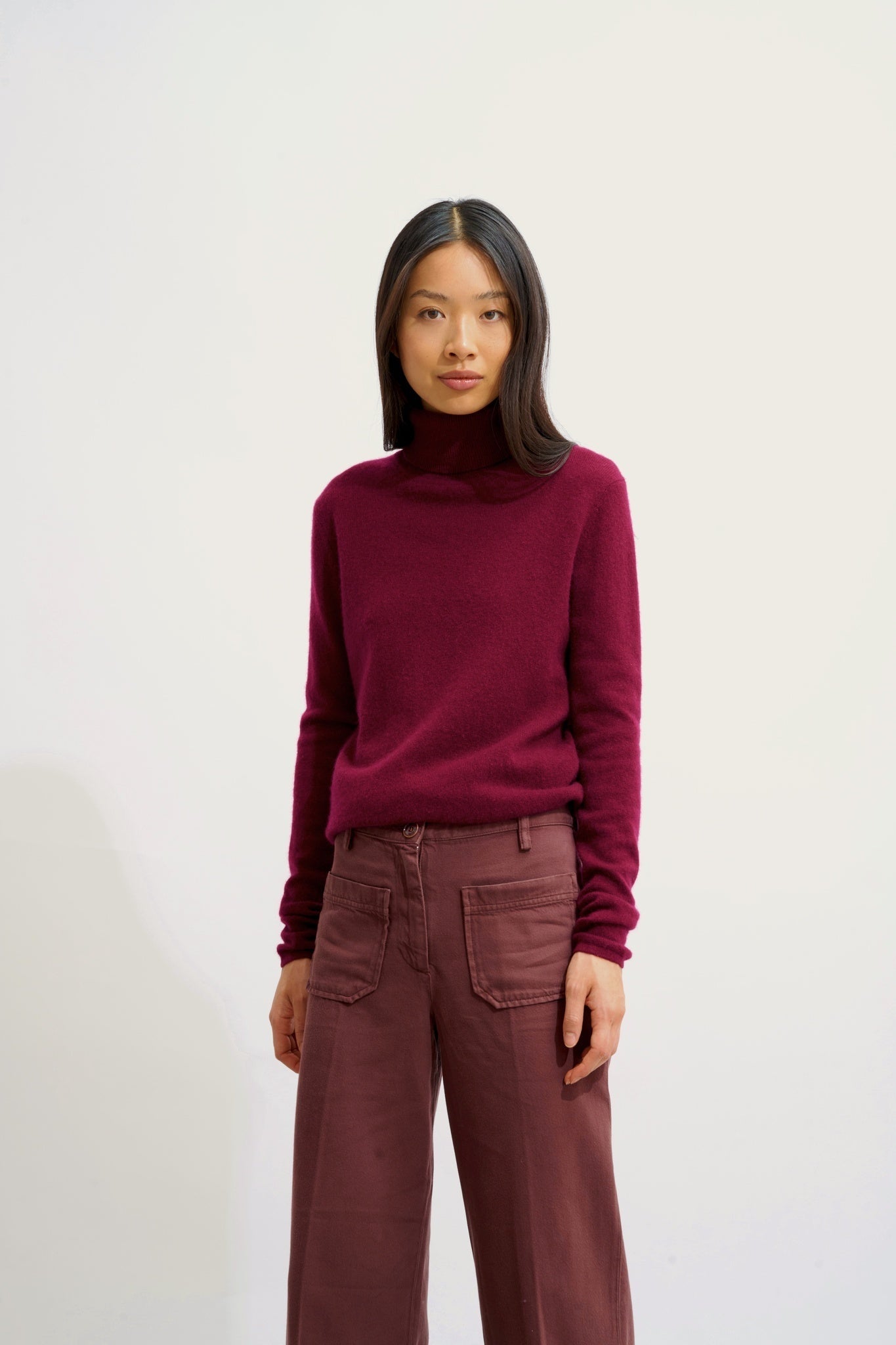 BISE burgundy turtleneck sweater 100% cashmere
