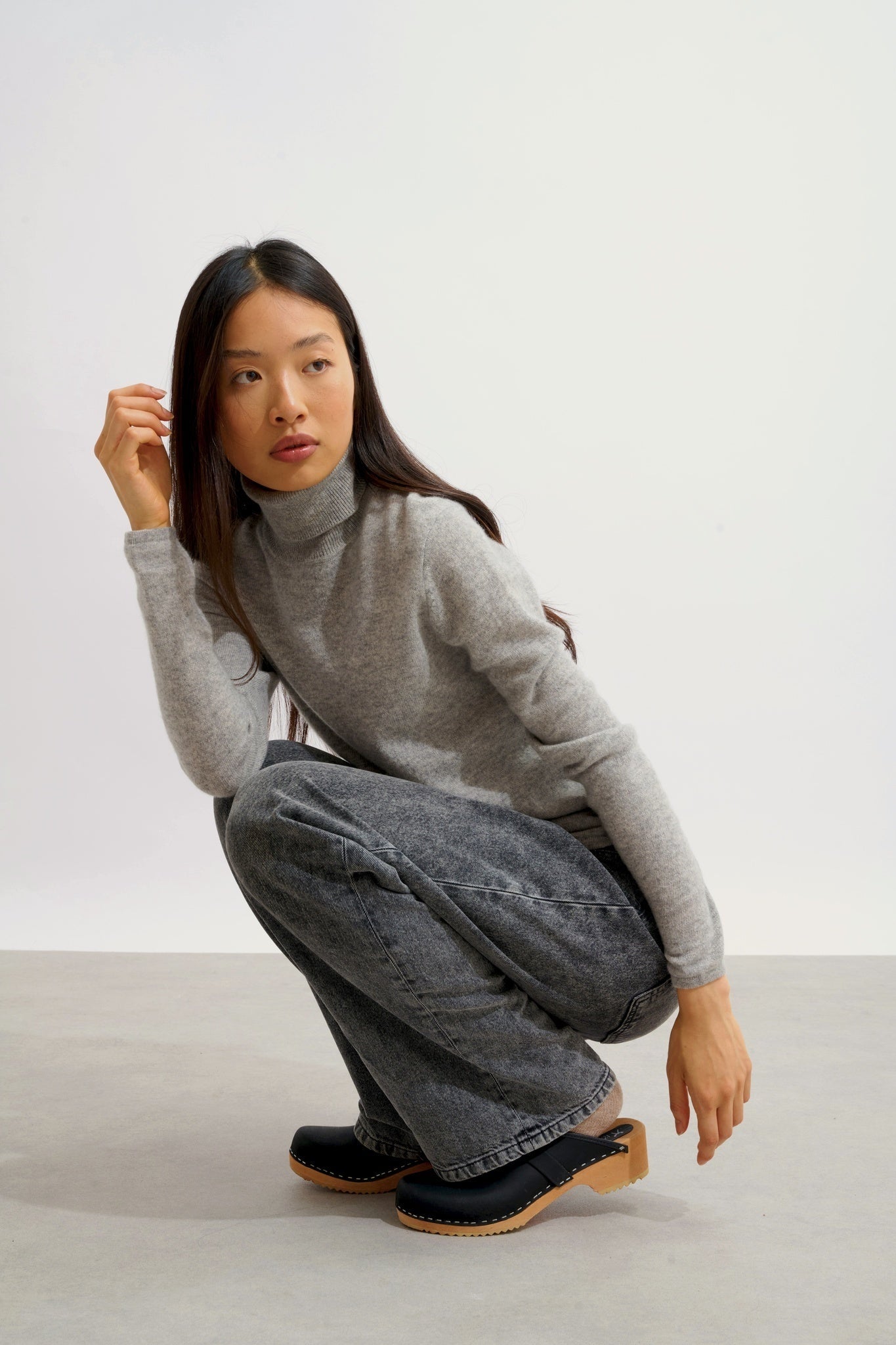 BISE wolkenfarbener Rollkragenpullover, 100% Kaschmir