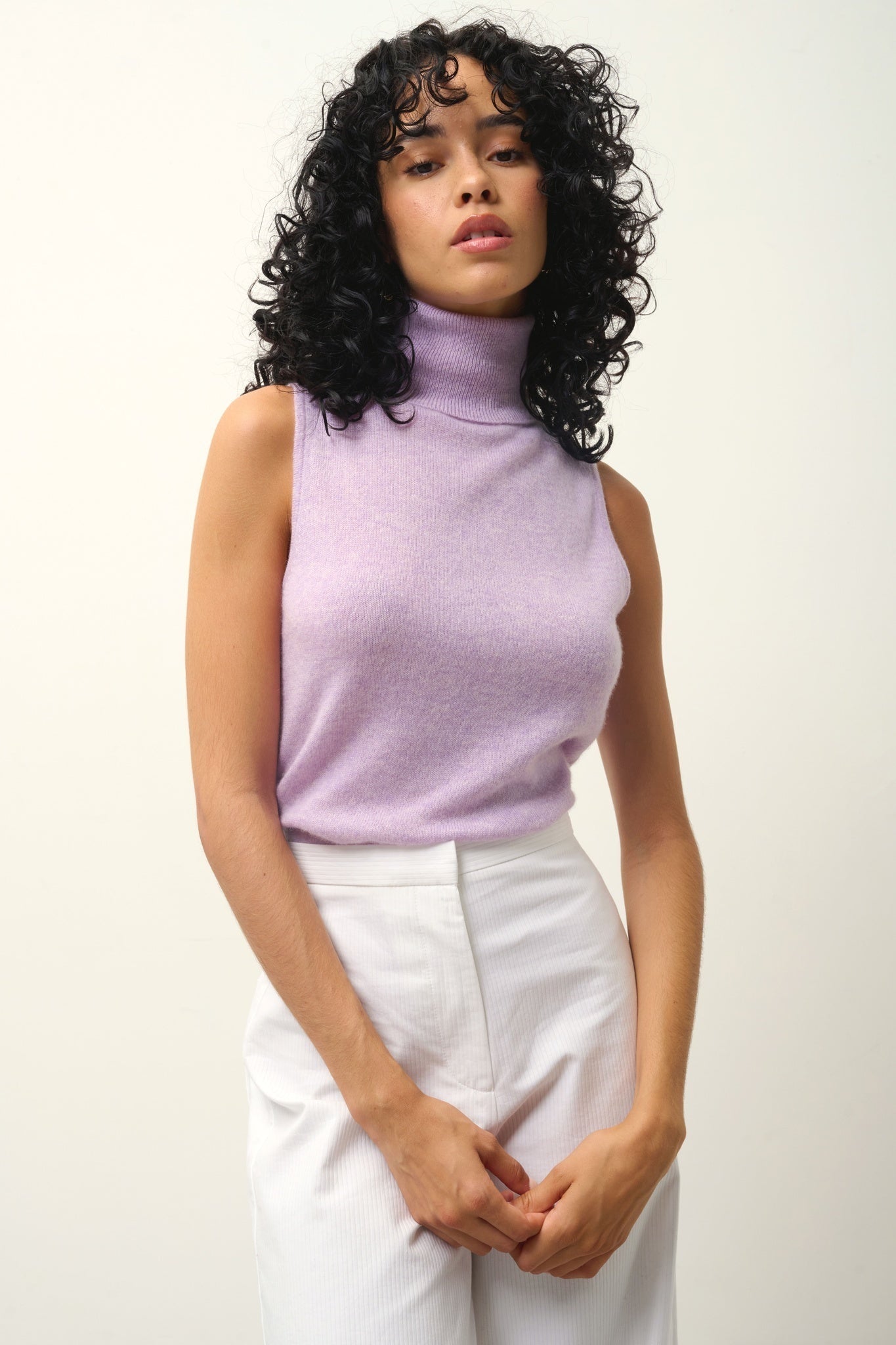 CAPUCIN pull col roulé sans manches mauve chiné 100% cachemire