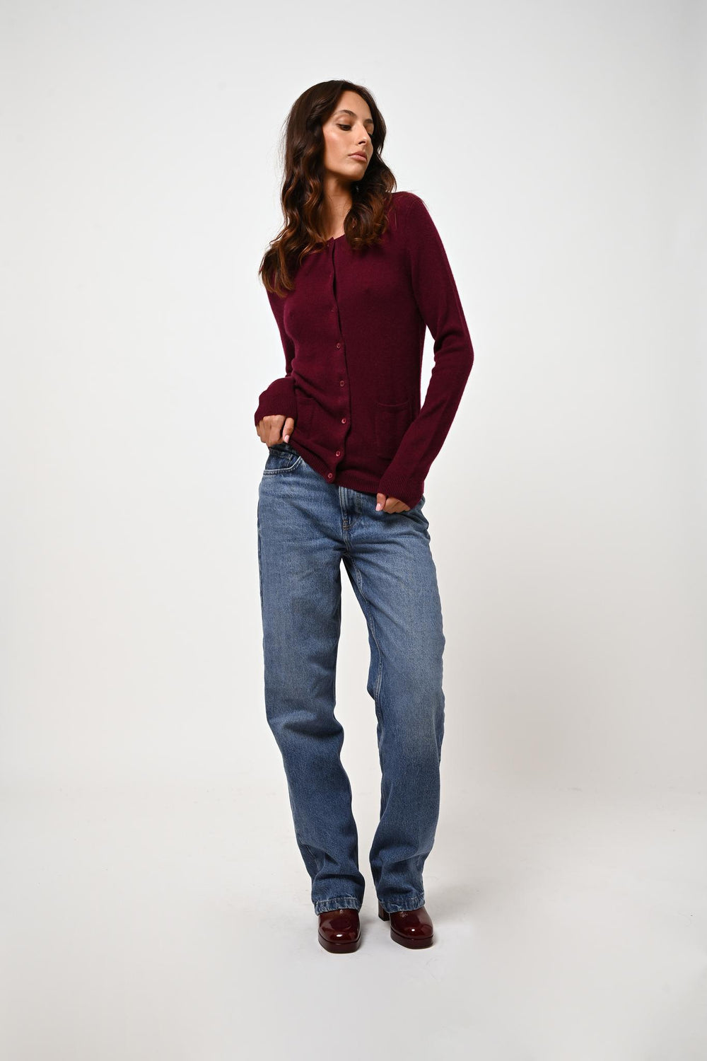 CARON burgundy round-neck cardigan 100% cashmere