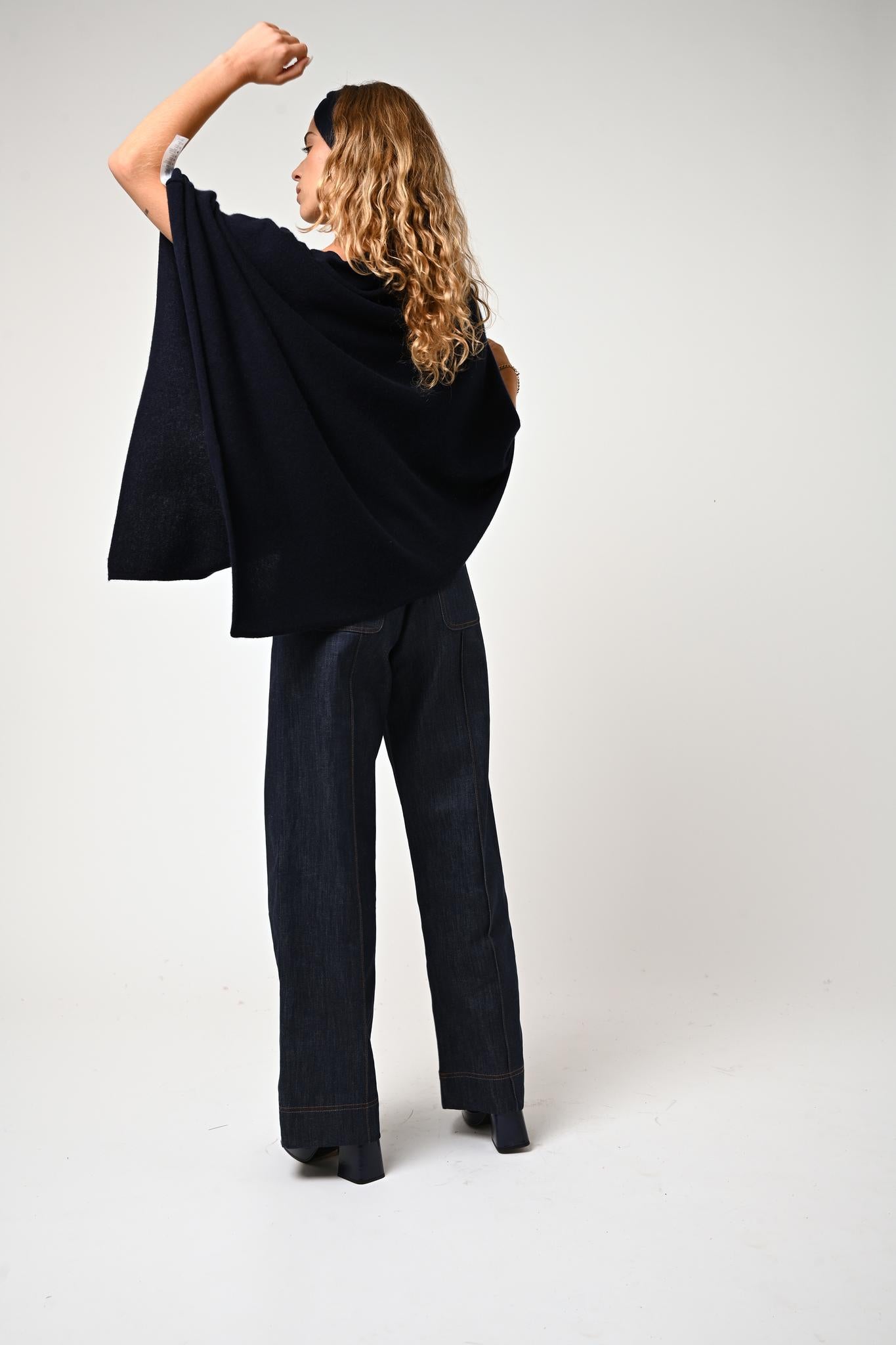 CARRA poncho navy 100% cachemire