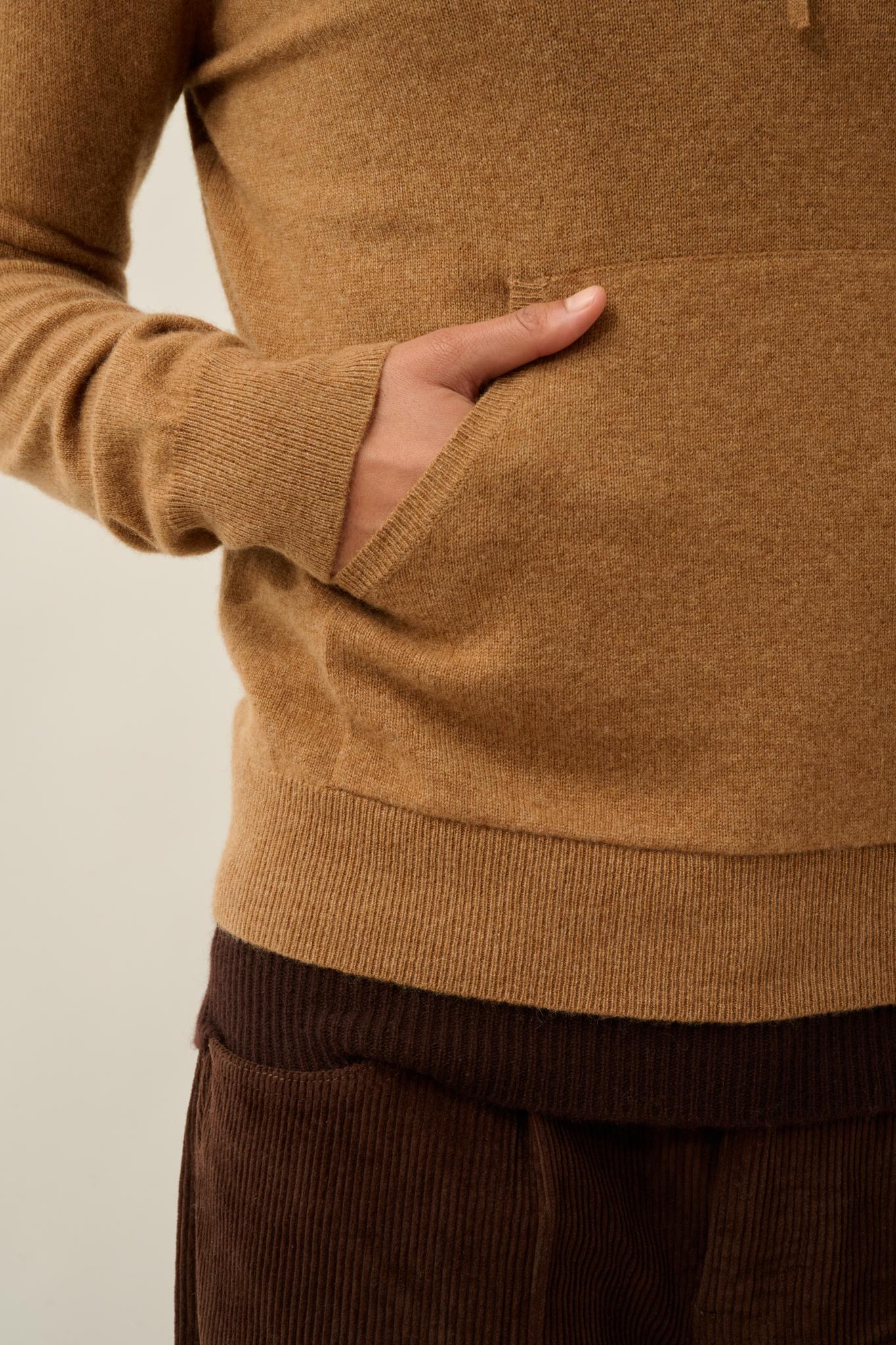CASPER hooded sweater kangaroo pocket hazelnut 100% cashmere